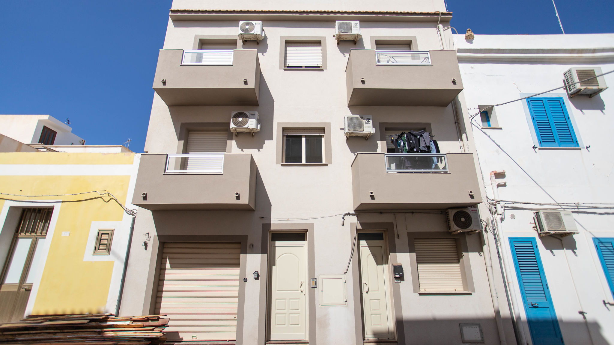 Italianway Lampedusa e Linosa Spuma di Mare