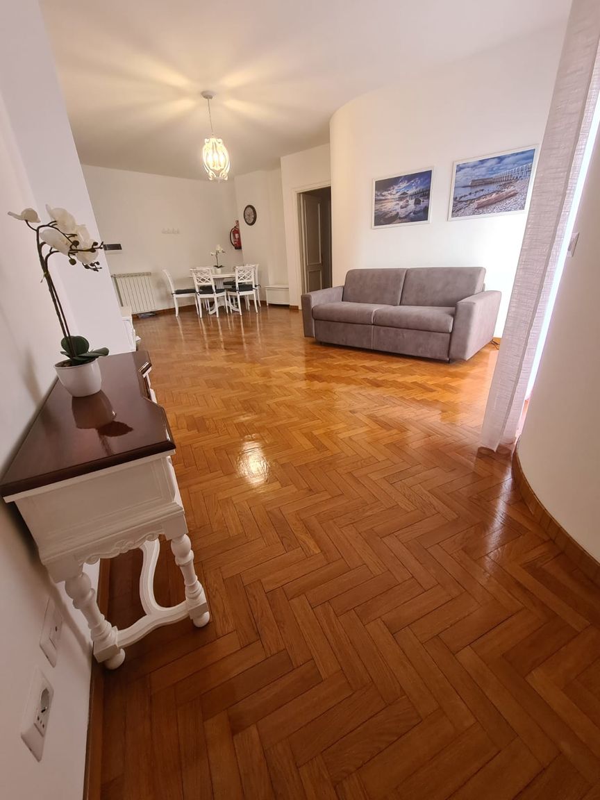 Italianway Civitavecchia The Regin