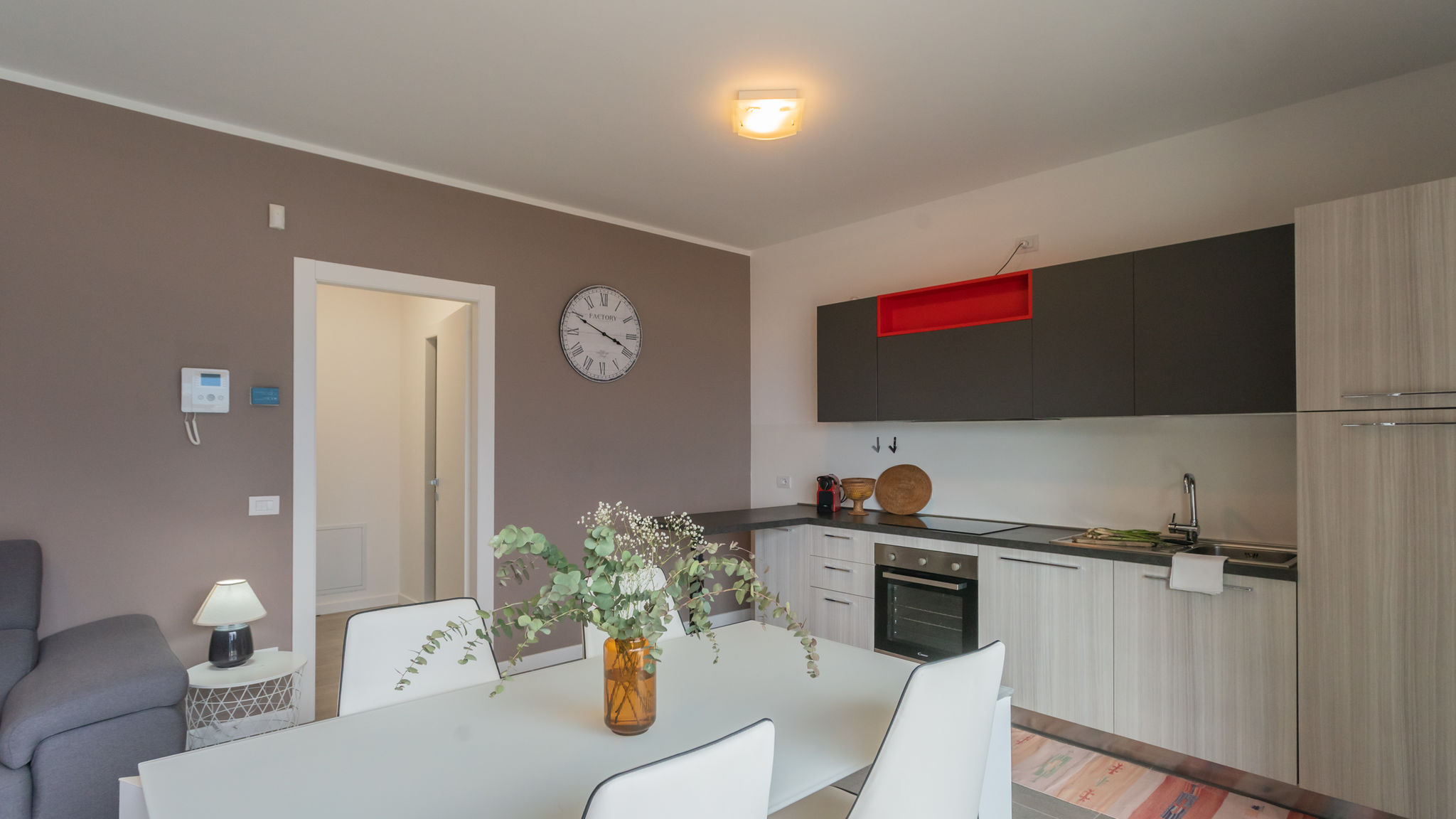 Italianway Trezzone Blooms by the Lake