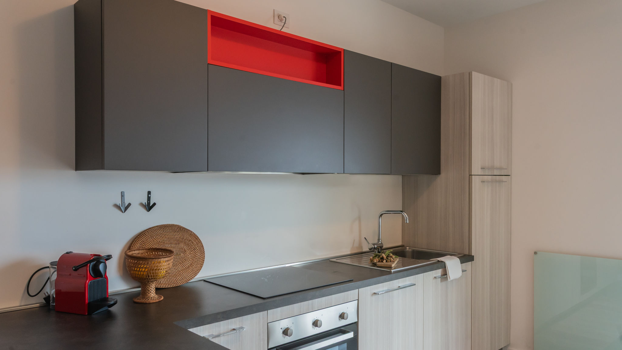 Italianway Trezzone Blooms by the Lake