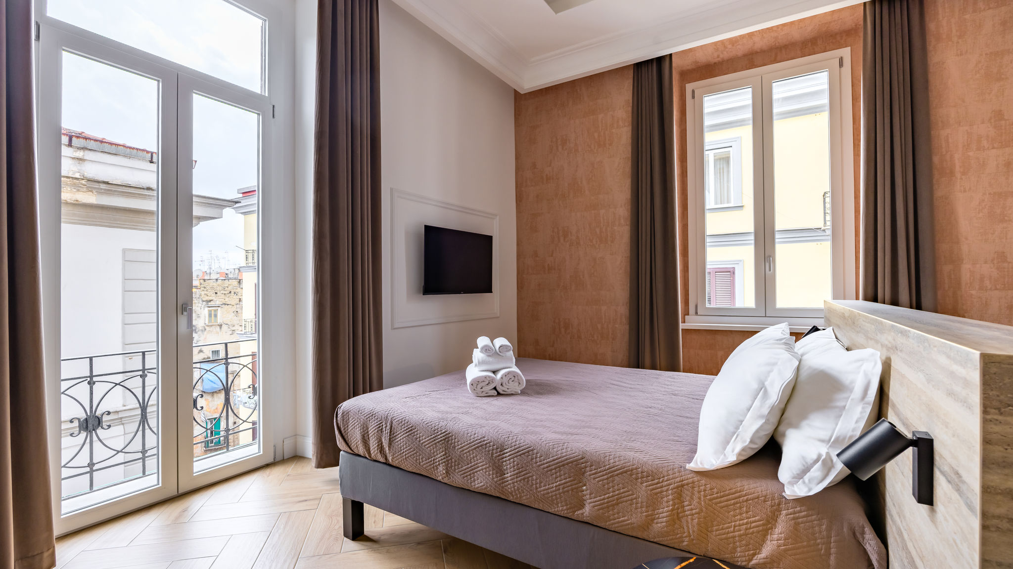 Napoliapartments.it (per Apt commercializzati) Napoli Chic Lifestyle Apartment