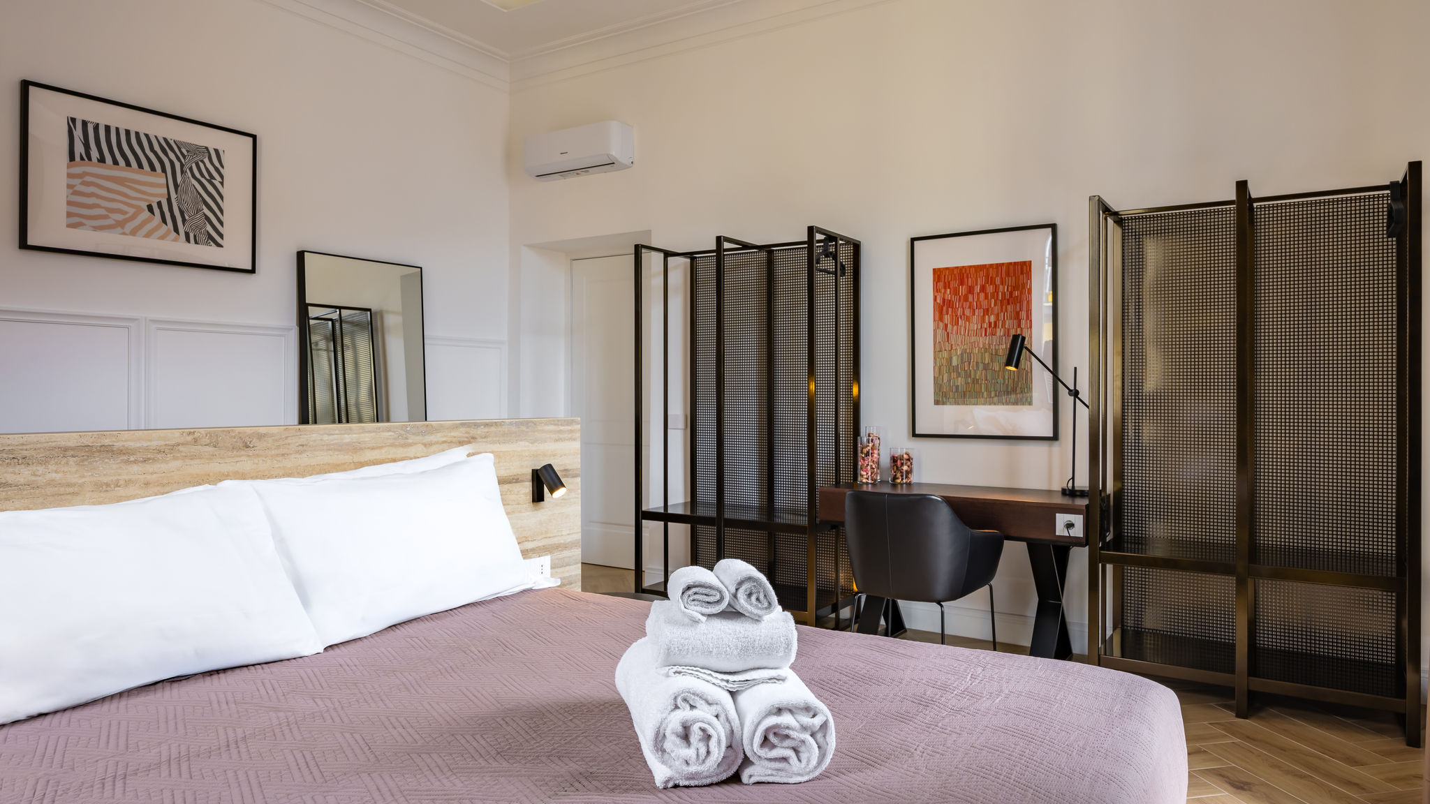 Napoliapartments.it (per Apt commercializzati) Napoli Chic Lifestyle Apartment