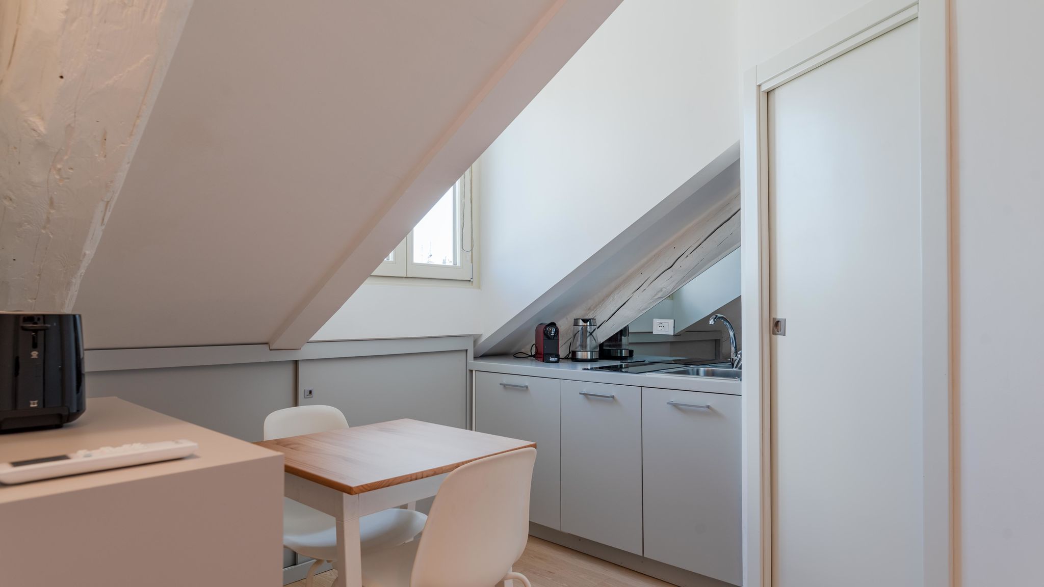 Italianway Torino Suite Beethoven by Toh Solution