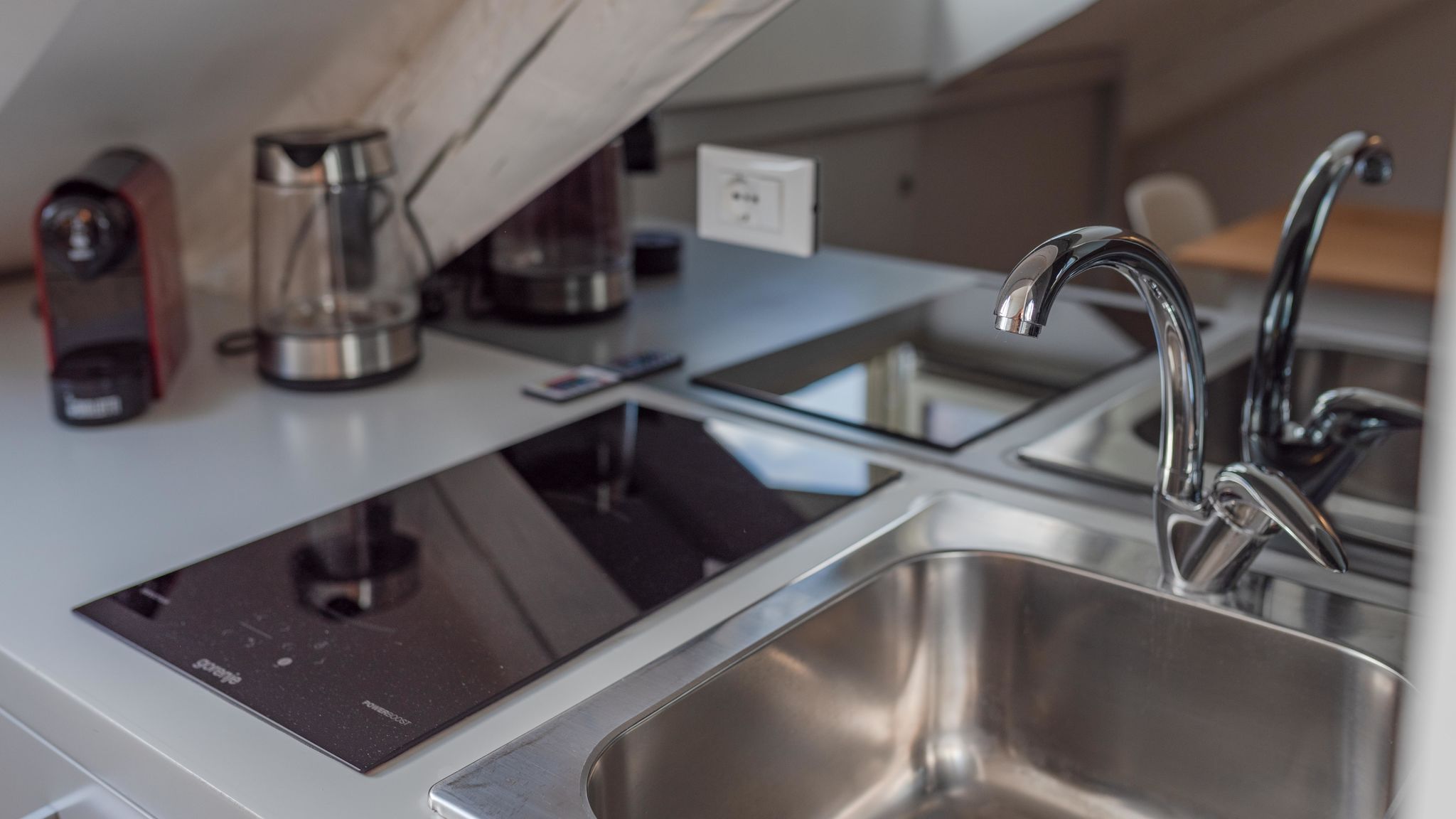 Italianway Torino Suite Beethoven by Toh Solution