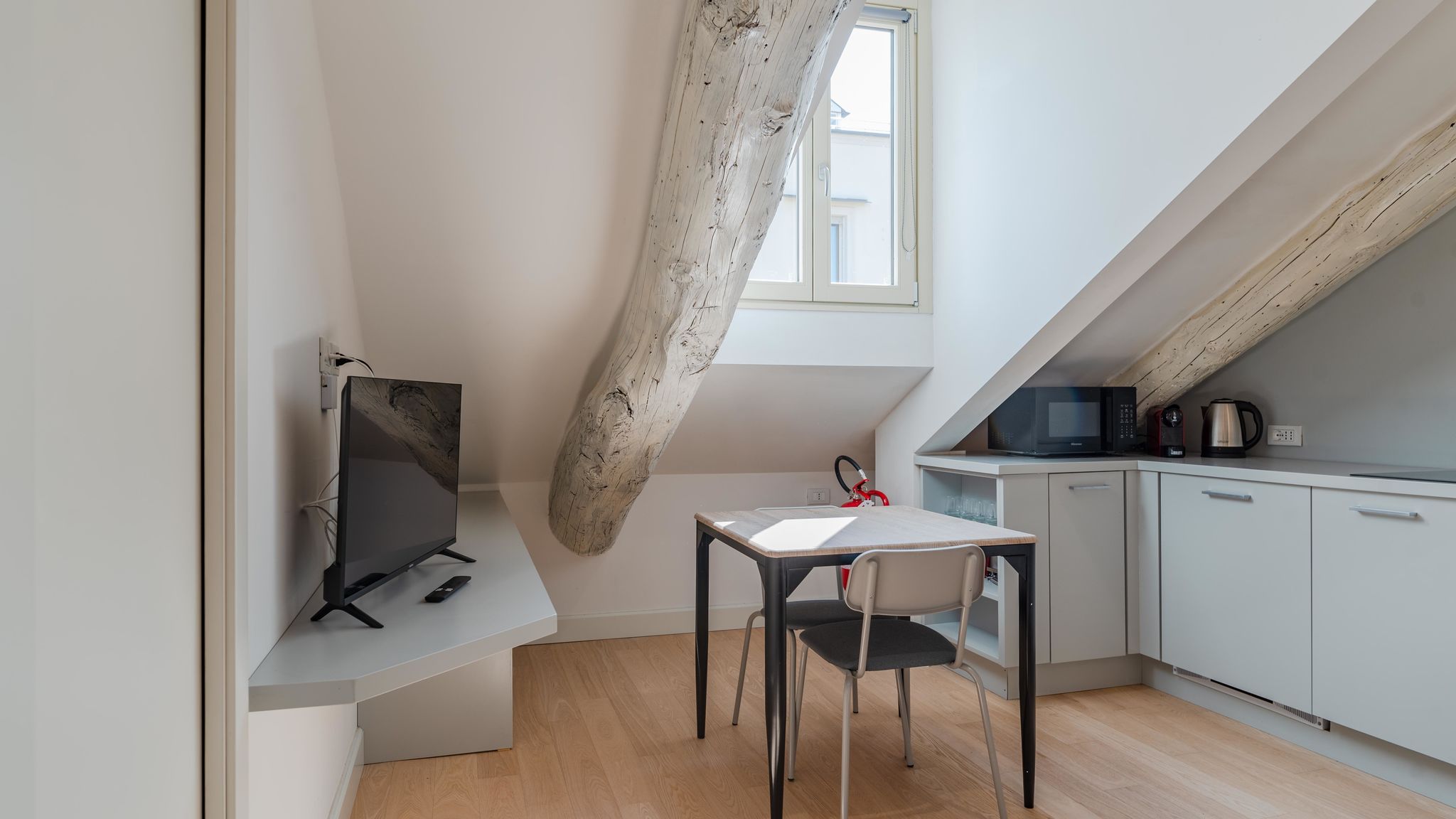 Italianway Torino Suite Vivaldi by Toh Solution