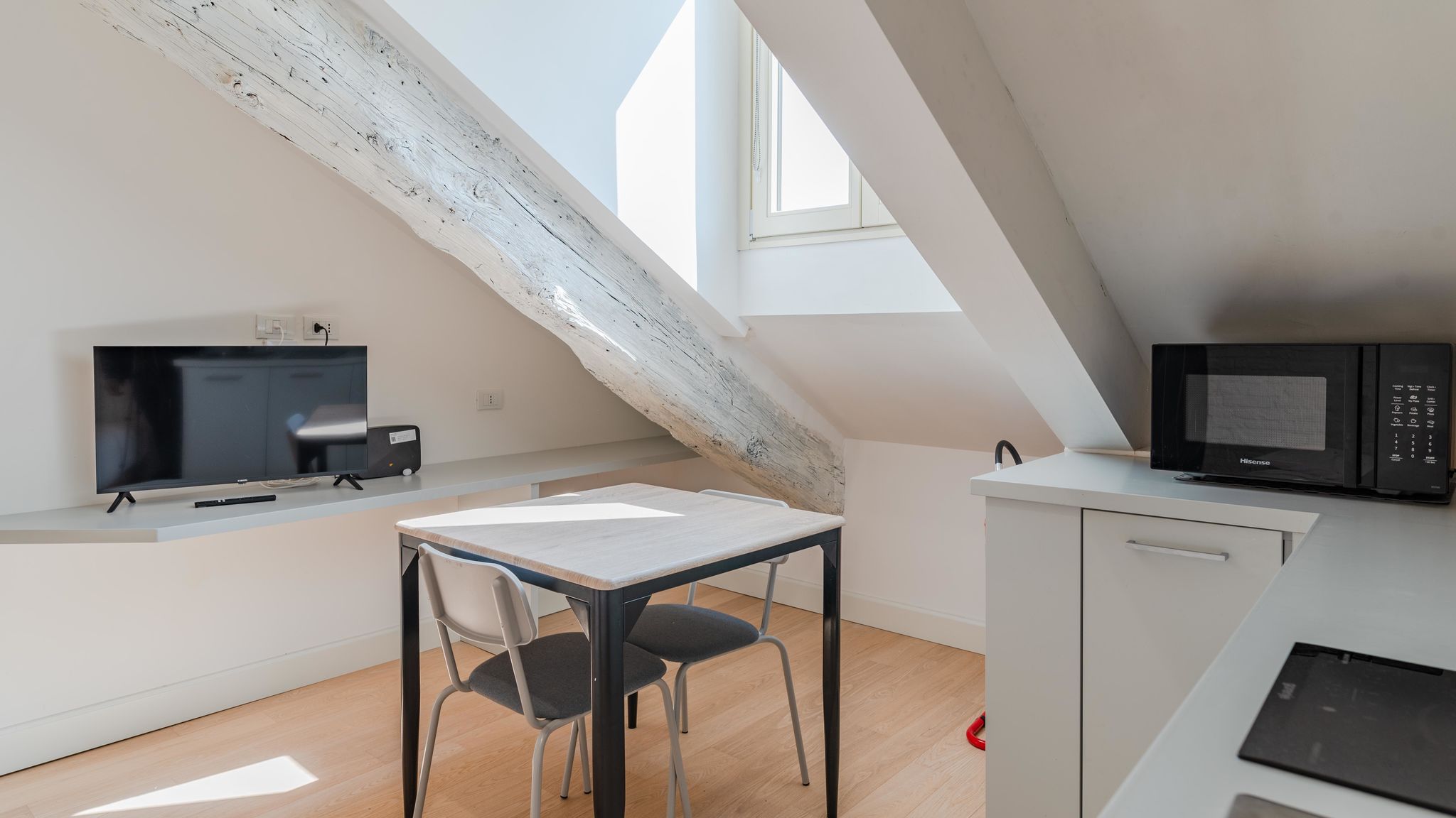 Italianway Torino Suite Vivaldi by Toh Solution