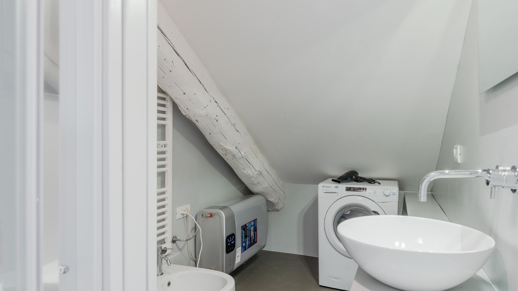 Italianway Torino Suite Vivaldi by Toh Solution