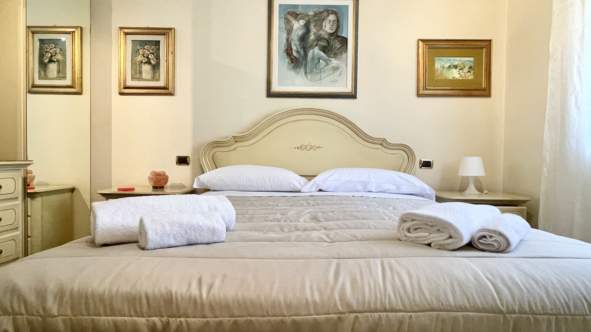 NOMASTAY SRL Cattolica Grande casa per 4 - Fra Mare e Collina