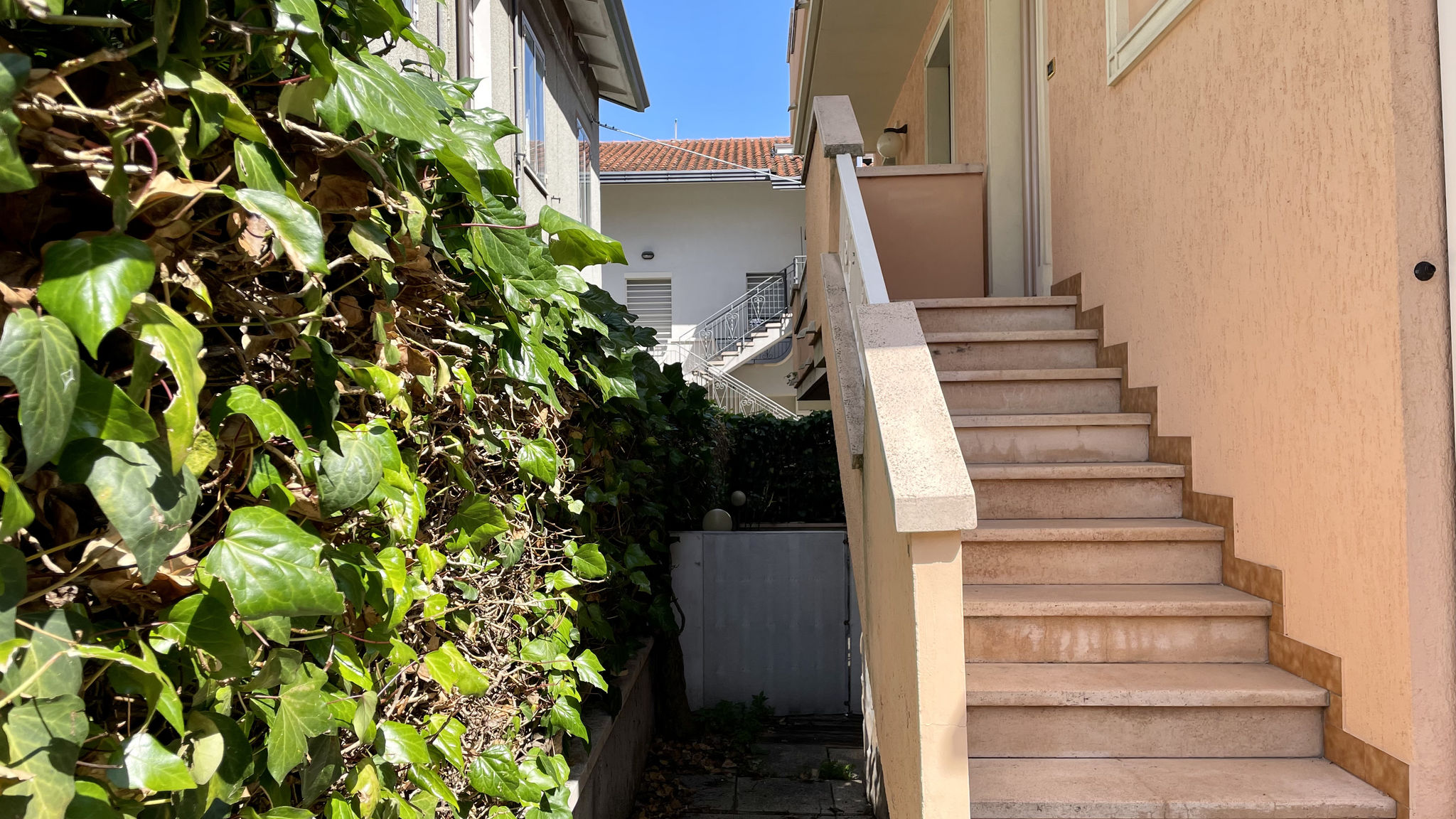 NOMASTAY SRL Cattolica Grande casa per 4 - Fra Mare e Collina