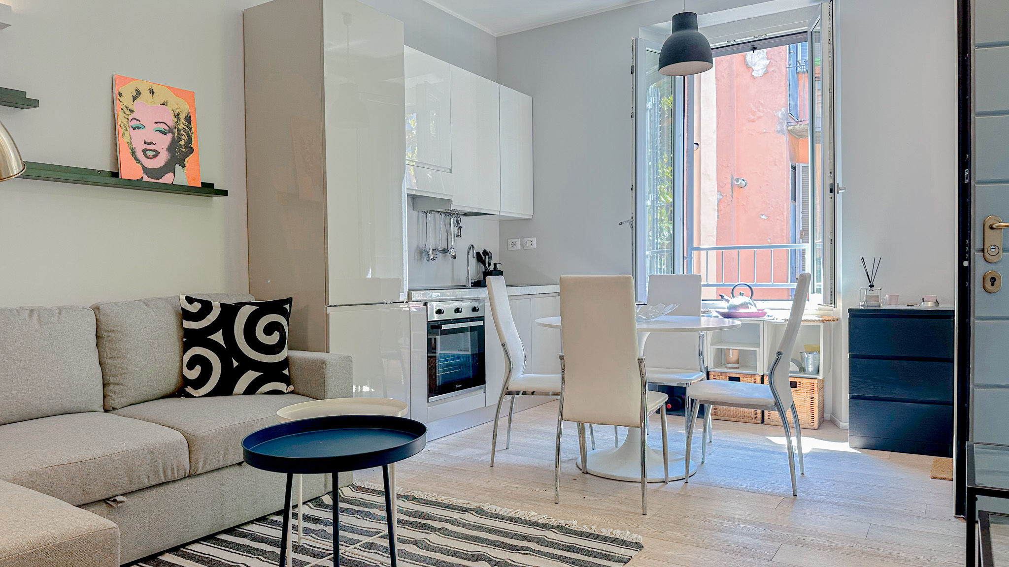 Italianway Milano Cesare da Sesto Suite - 5 mins from Navigli