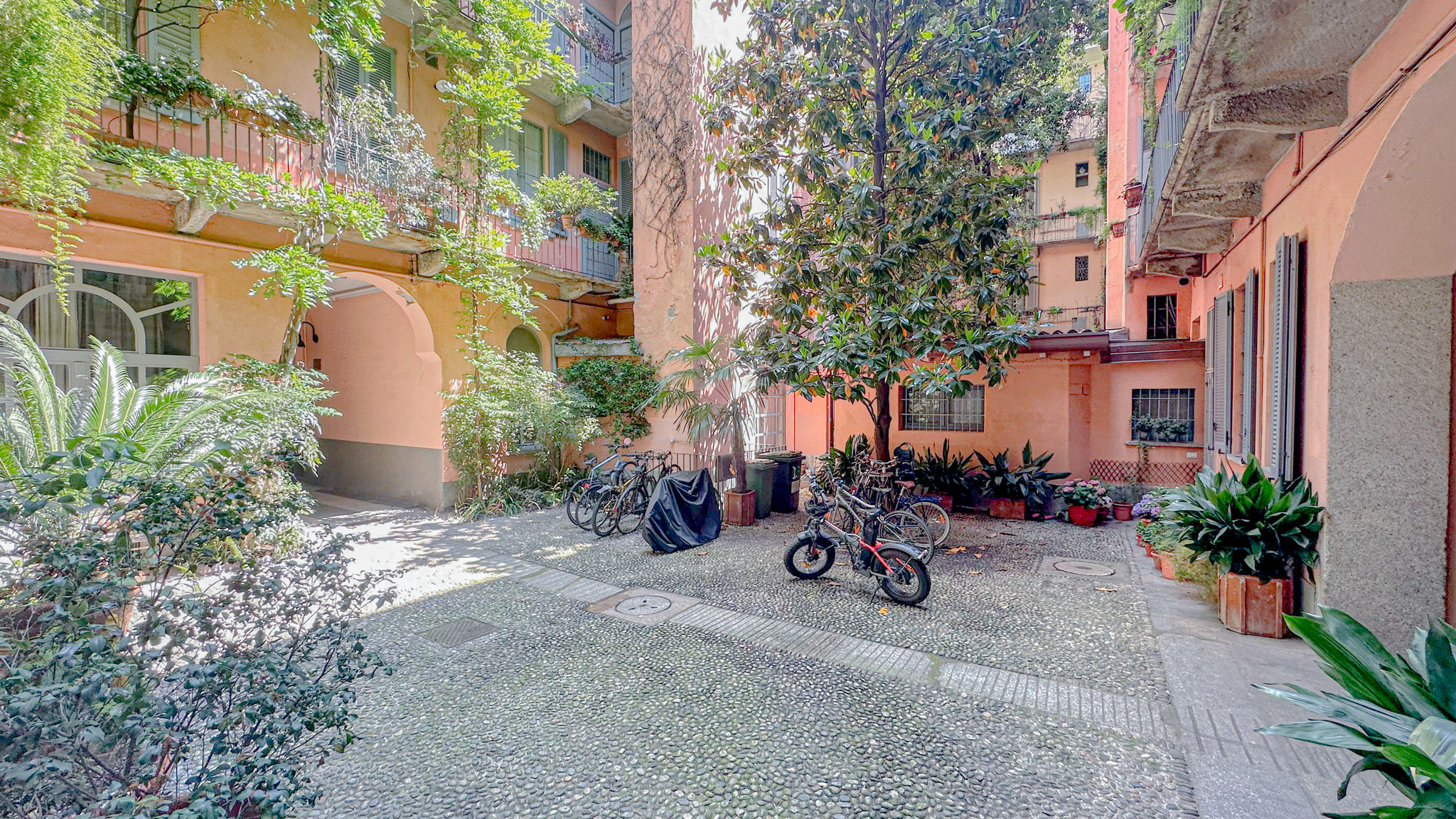Italianway Milano Cesare da Sesto Suite - 5 mins from Navigli