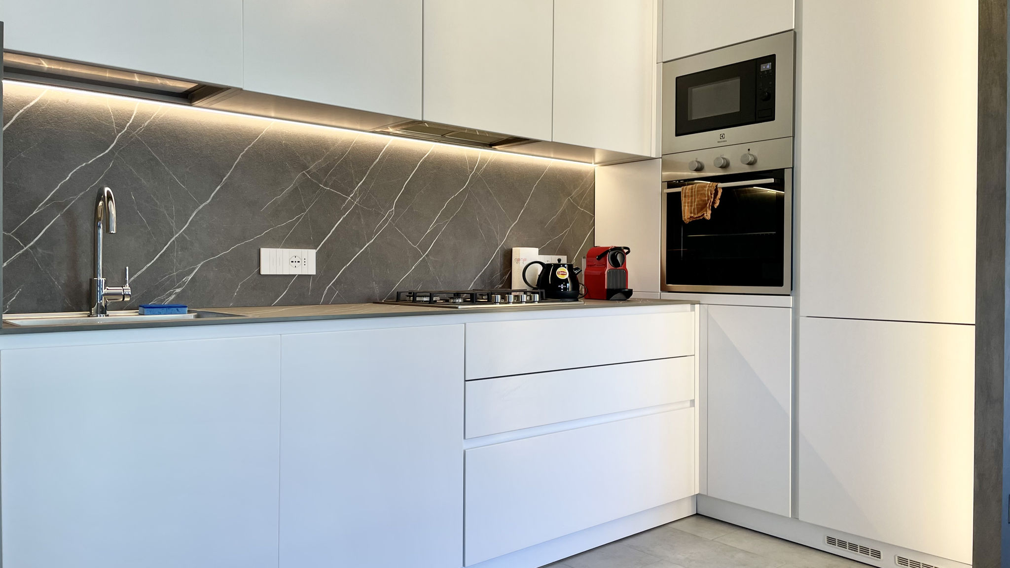 NOMASTAY SRL Rimini Bilocale con terrazzo e garage – Casa Ondina