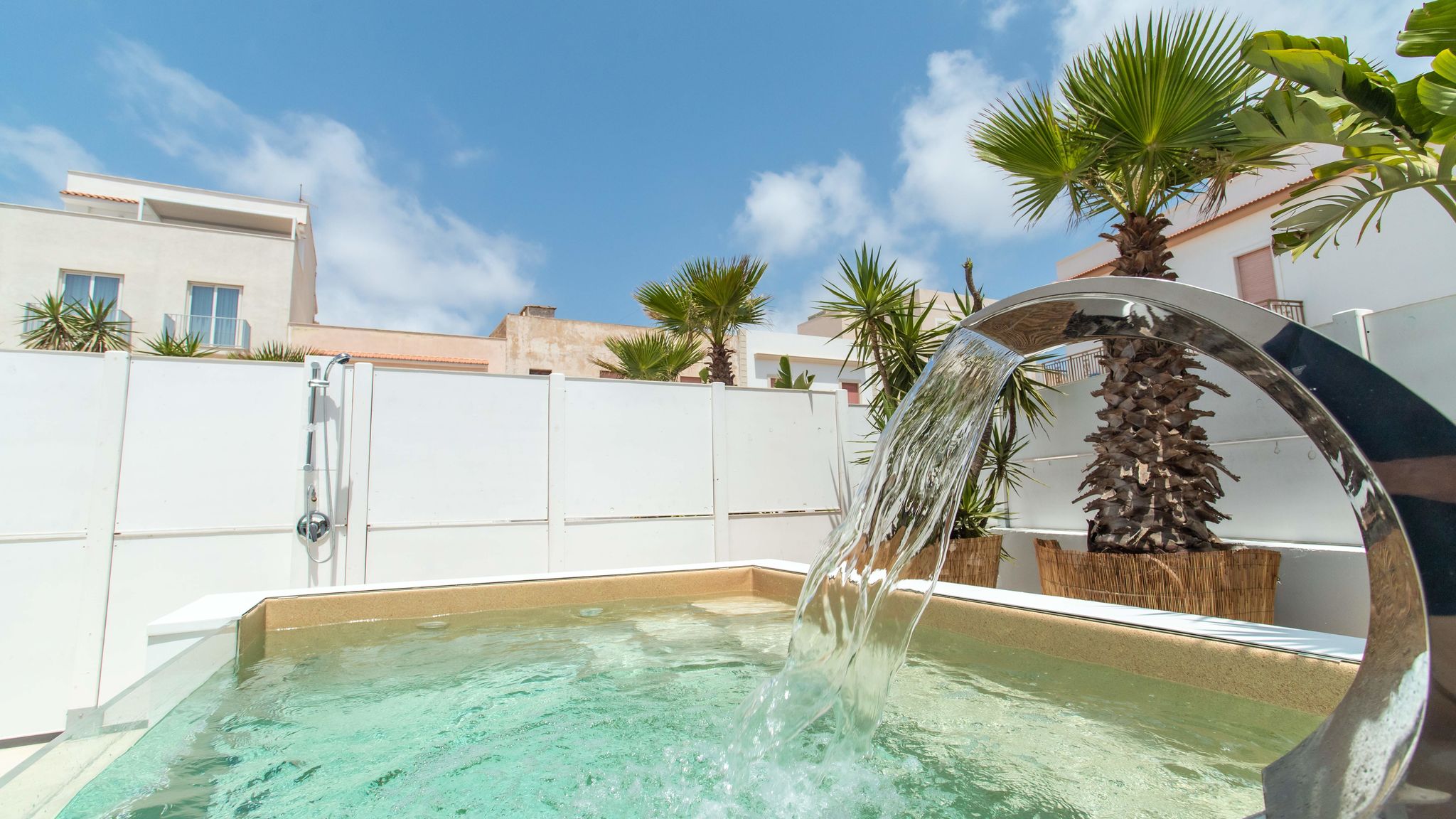 Italianway Lampedusa e Linosa Grotta del Bue Marino - Le Grotte Rooms