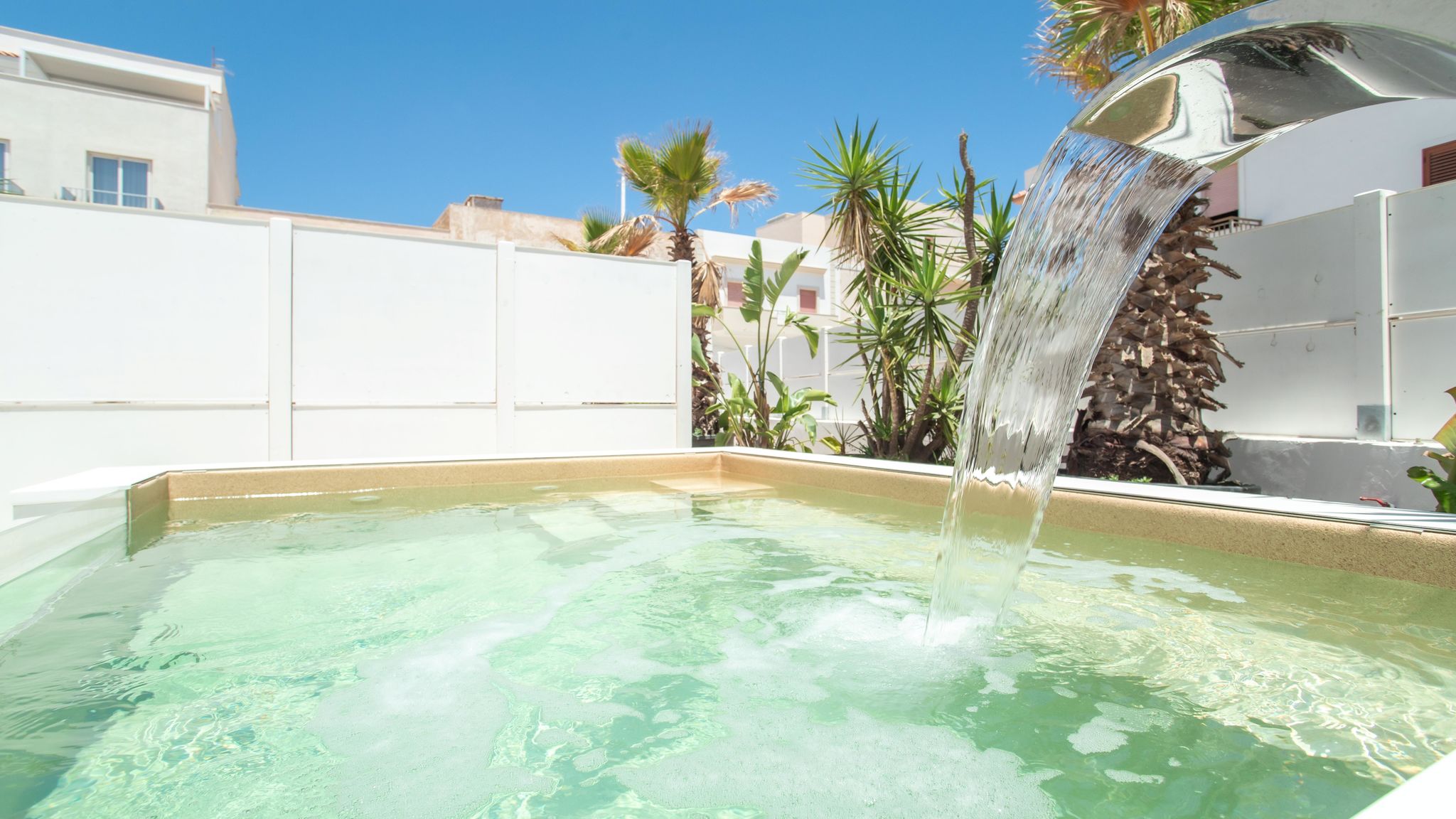 Italianway Lampedusa e Linosa Grotta del Bue Marino - Le Grotte Rooms