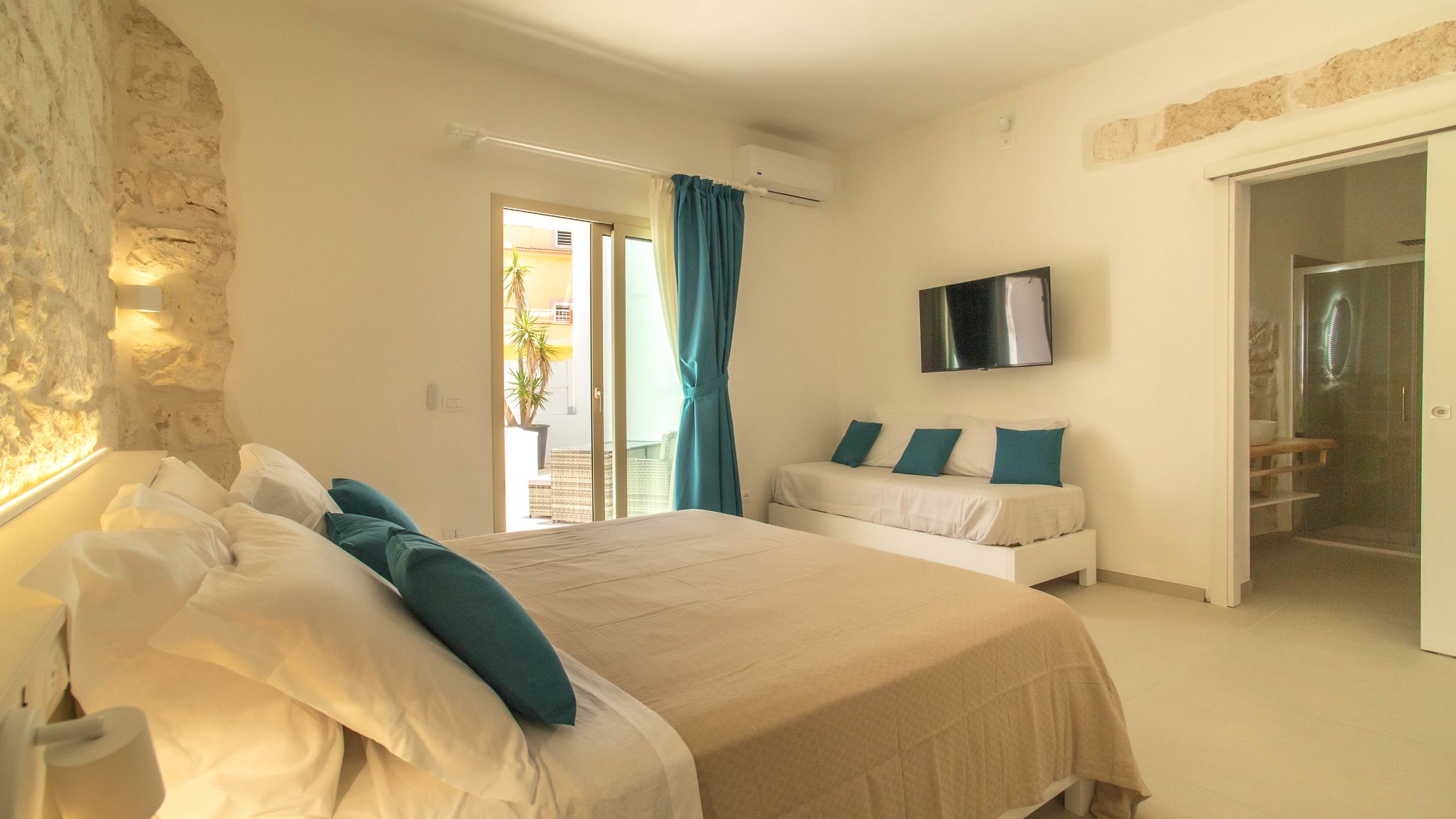 Italianway Lampedusa e Linosa Grotta del Bue Marino - Le Grotte Rooms