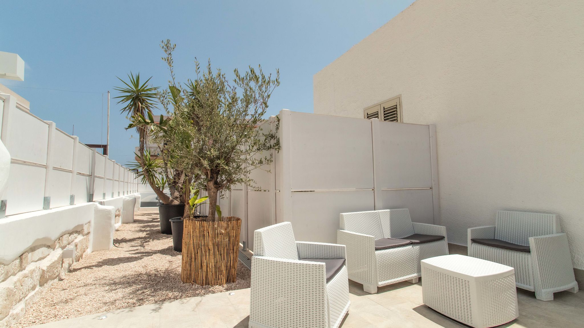 Italianway Lampedusa e Linosa Grotta degli Innamorati - Le Grotte Rooms