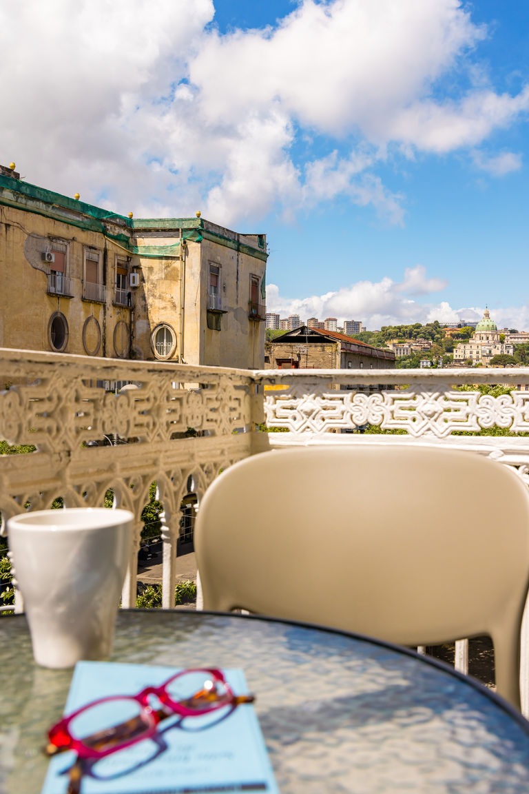 Italianway Napoli Guest Rooms Bellini - Maradona - Junior Suite