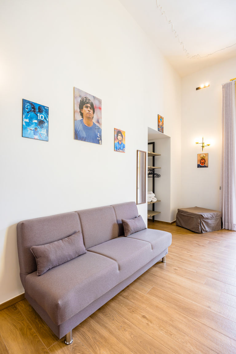 Italianway Napoli Guest Rooms Bellini - Maradona - Junior Suite