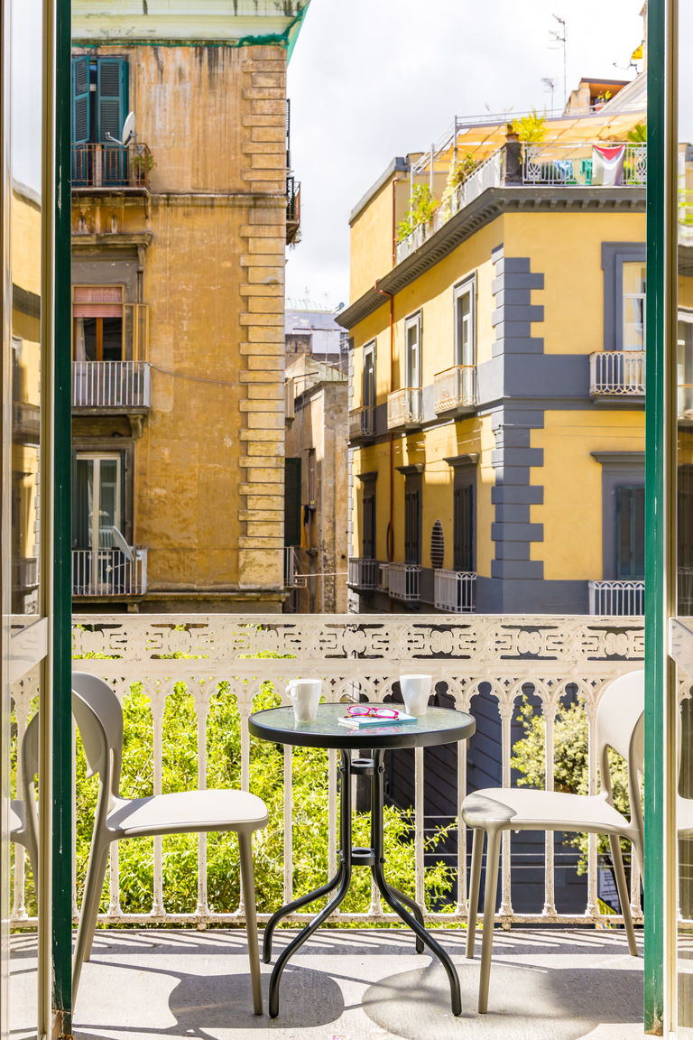 Italianway Napoli Guest Rooms Bellini - Maradona - Junior Suite