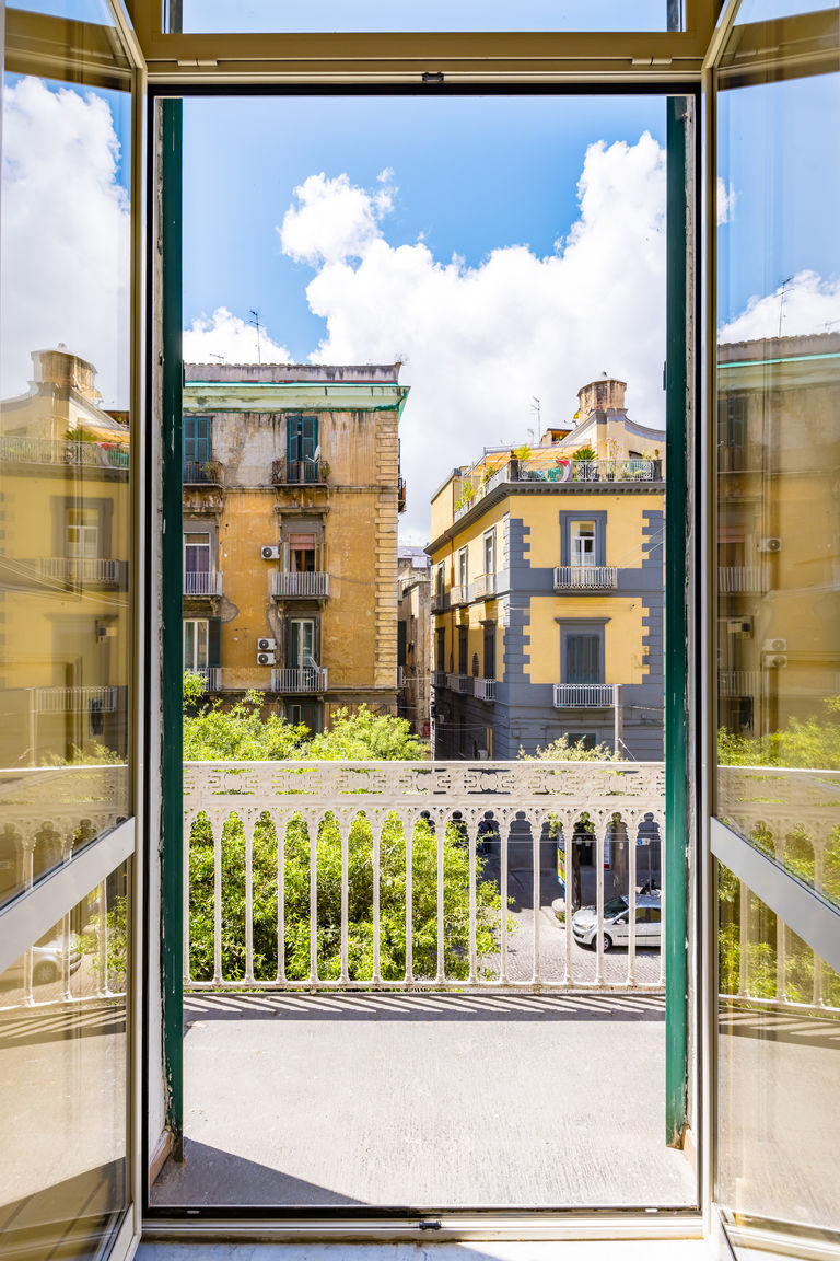 Italianway Napoli Guest Rooms Bellini - Maradona - Junior Suite