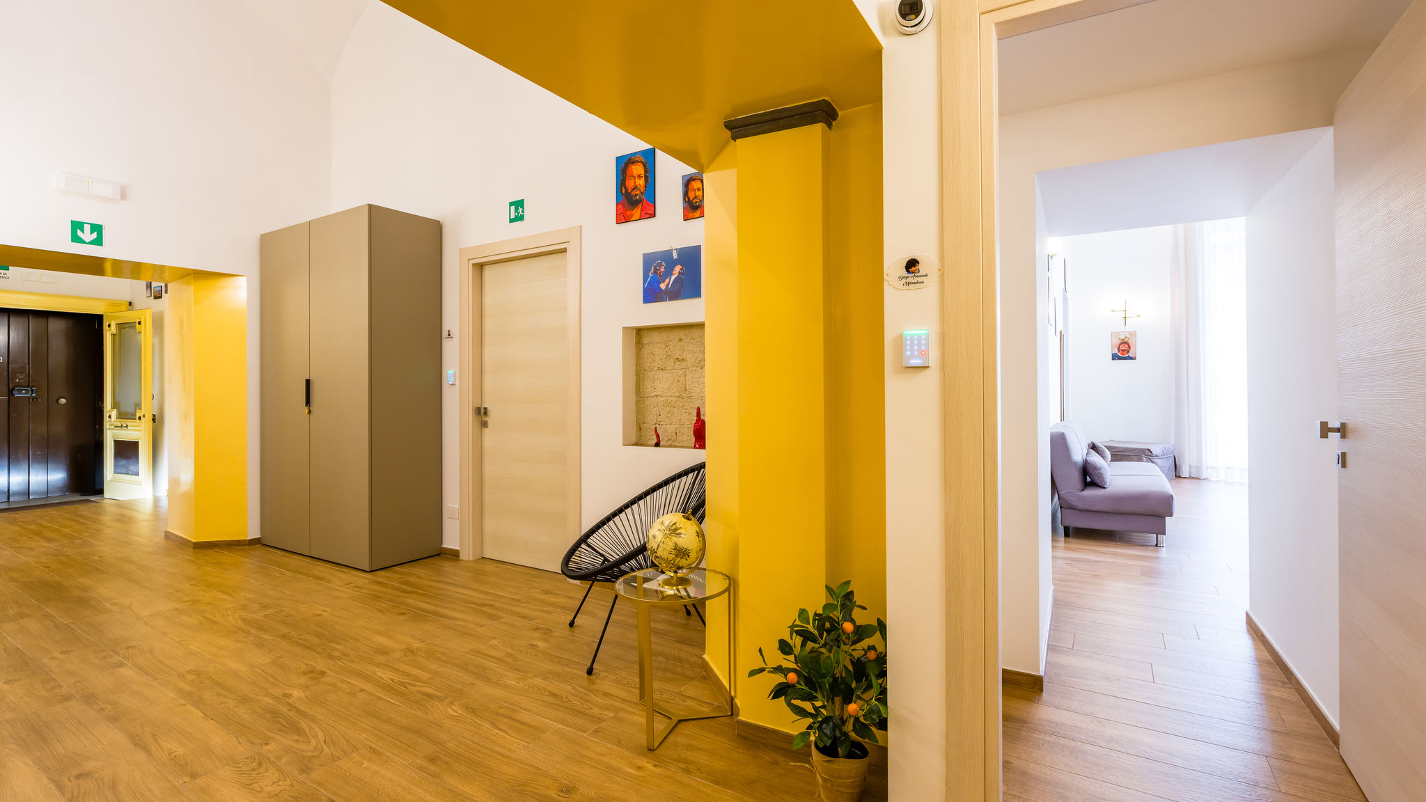 Italianway Napoli Guest Rooms Bellini - Maradona - Junior Suite