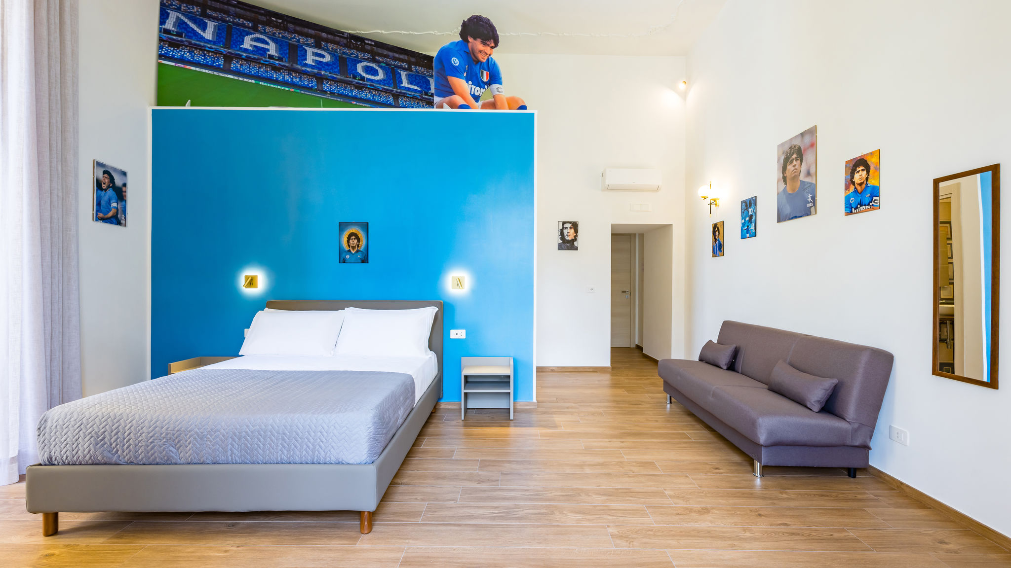 Italianway Napoli Guest Rooms Bellini - Maradona - Junior Suite