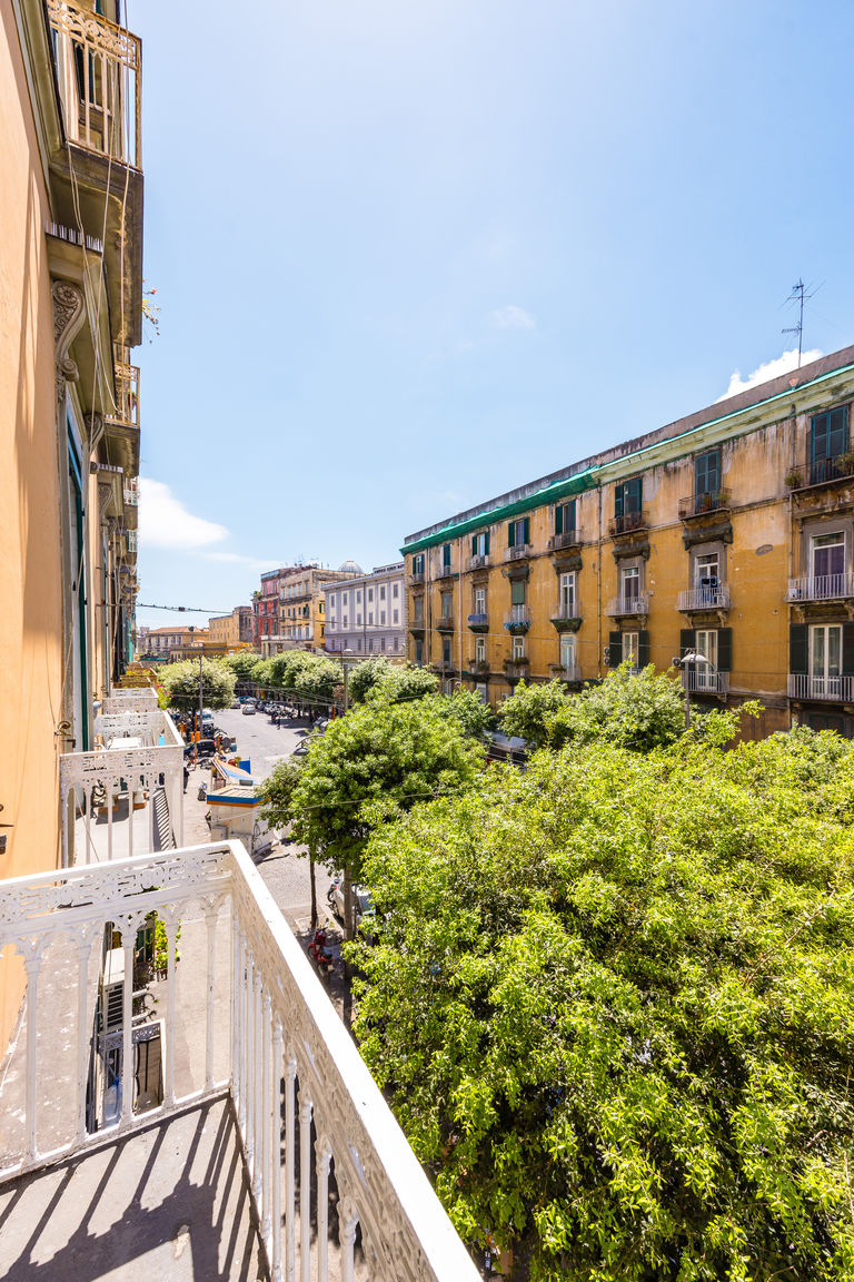 Italianway Napoli Guest Rooms Bellini - Maradona - Junior Suite