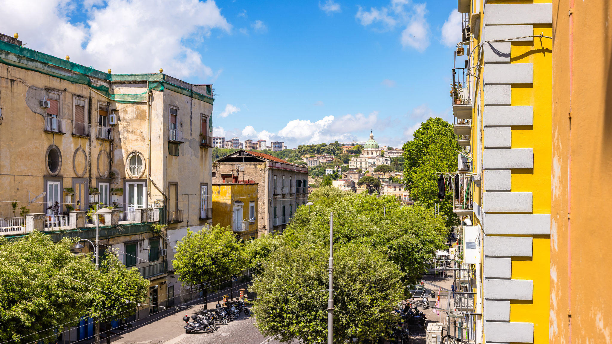 Italianway Napoli Guest Rooms Bellini - Maradona - Junior Suite