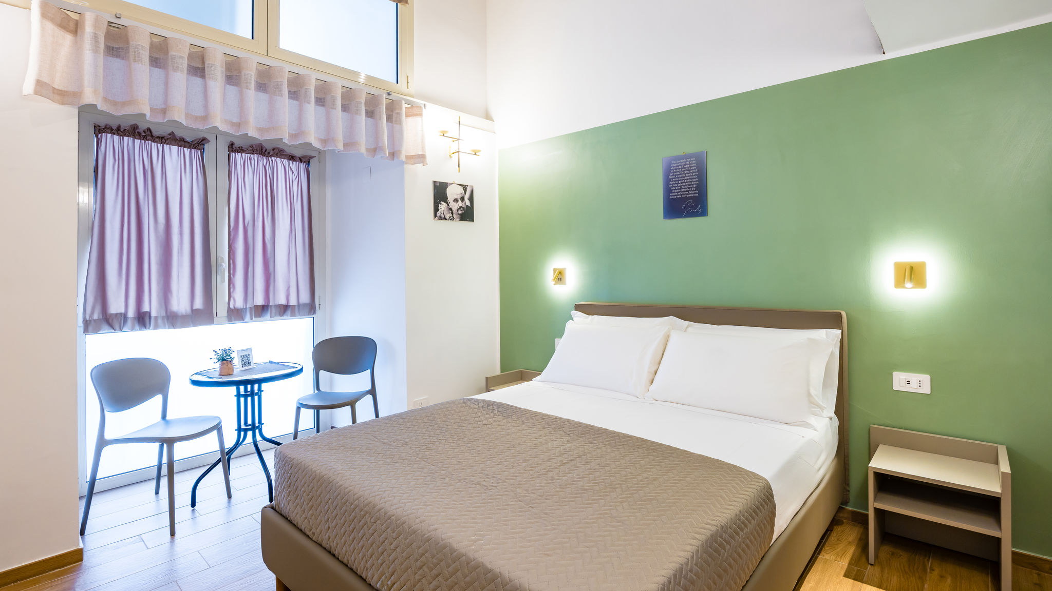 Italianway Napoli Guest Rooms Bellini - Pino Daniele -Camera classic