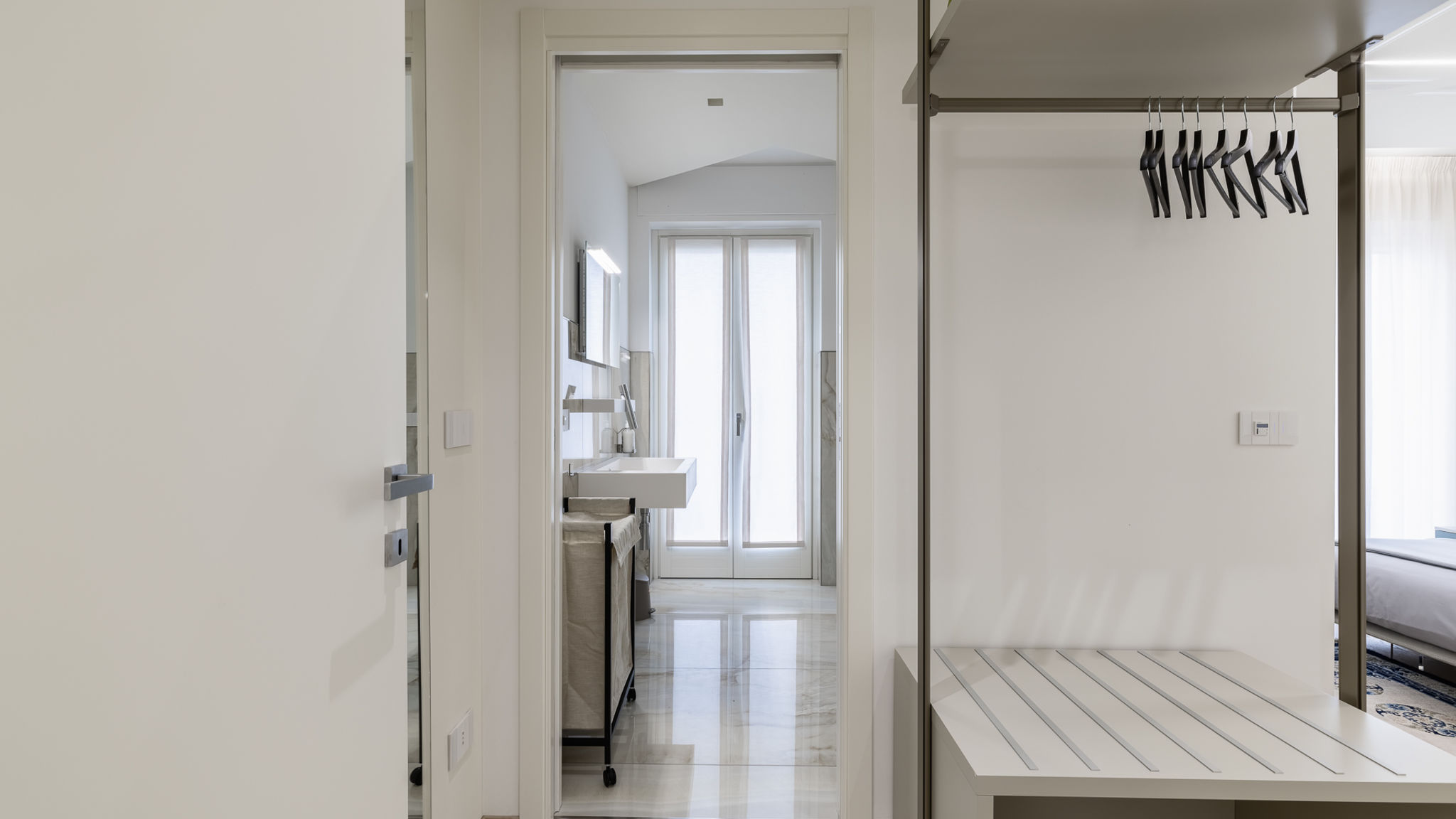 Italianway Bra Vanity Tail Luxury Apartments - 1