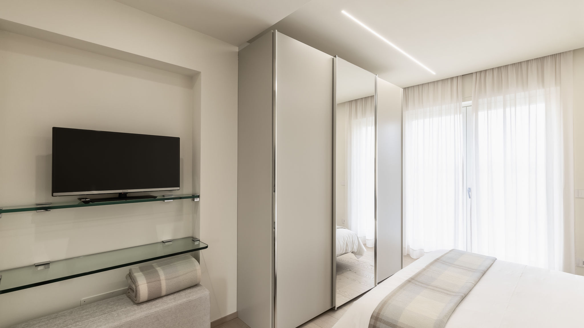 Italianway Bra Vanity Tail Luxury Apartments - 1