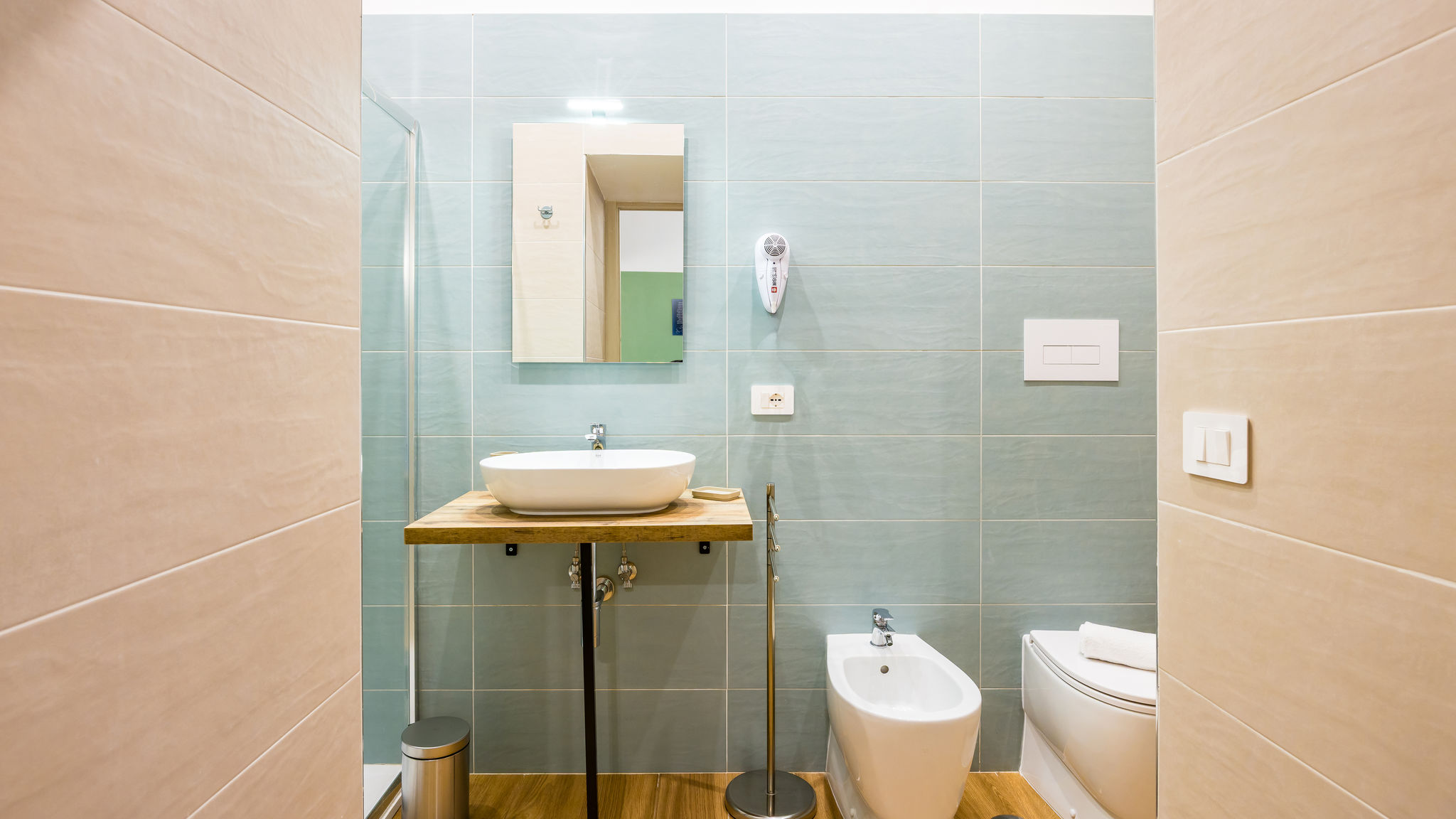 Italianway Napoli Guest Rooms Bellini - Pino Daniele -Camera classic