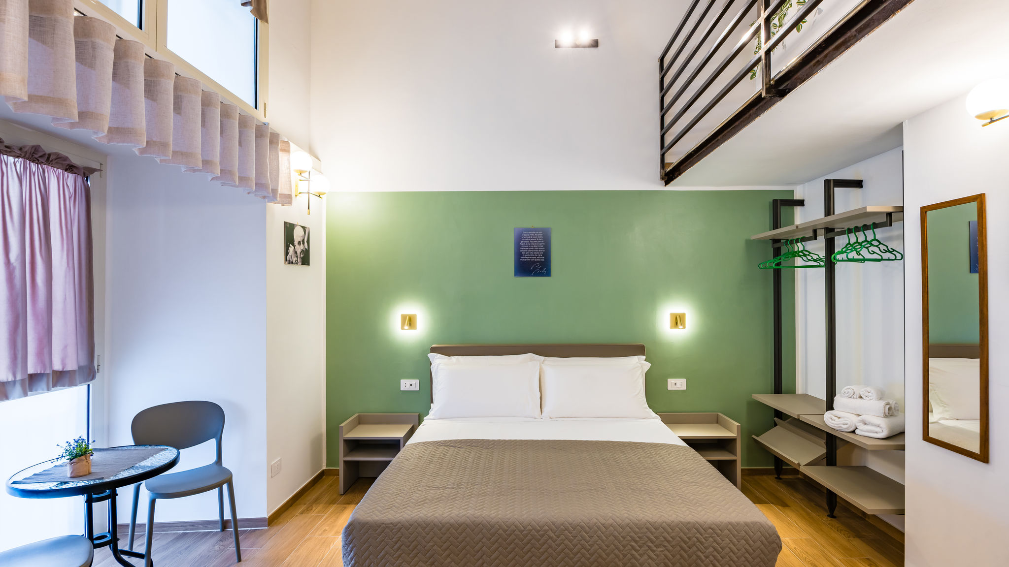 Italianway Napoli Guest Rooms Bellini - Pino Daniele -Camera classic
