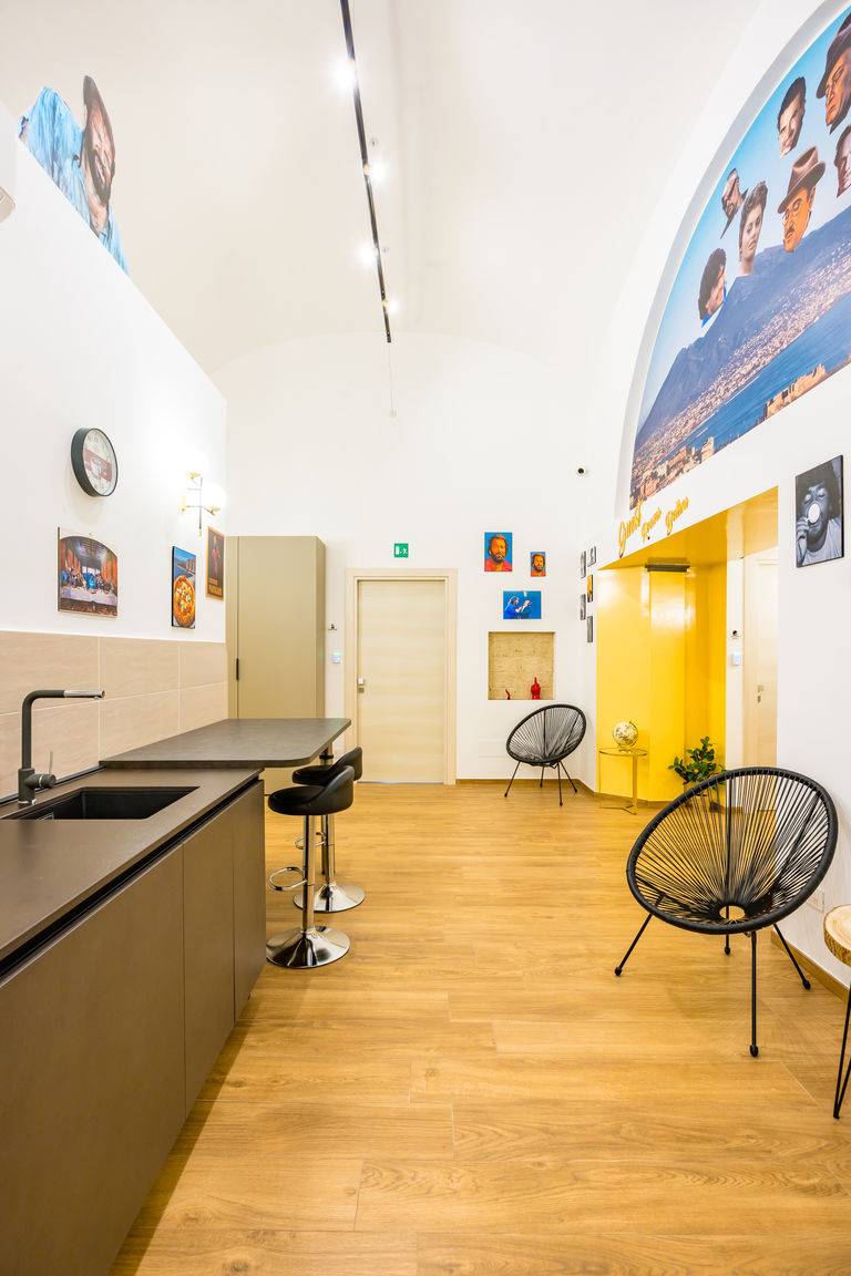 Italianway Napoli Guest Rooms Bellini - Maradona - Junior Suite
