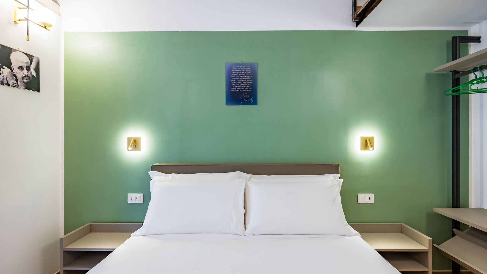 Italianway Napoli Guest Rooms Bellini - Pino Daniele -Camera classic