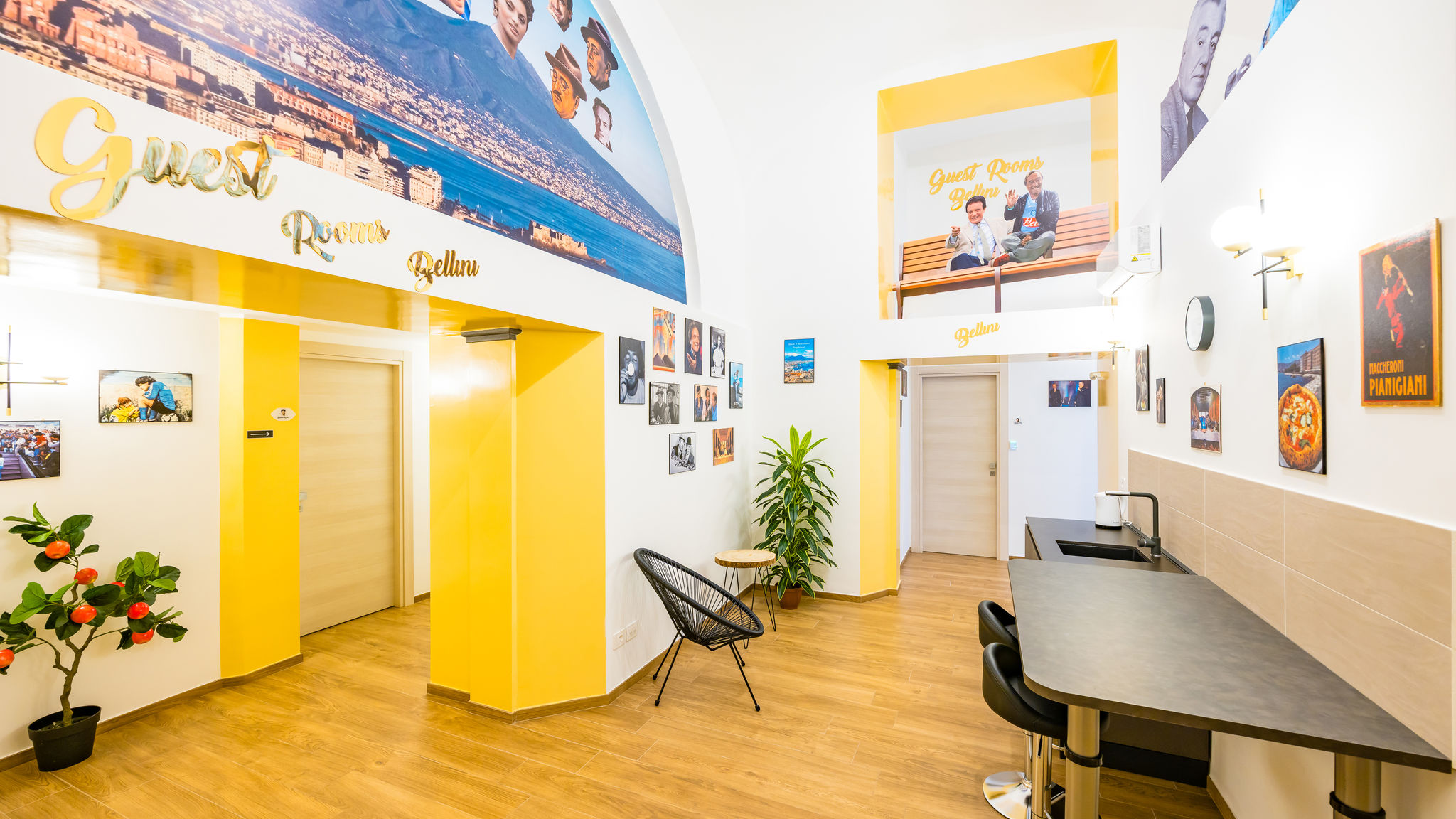 Italianway Napoli Guest Rooms Bellini - Maradona - Junior Suite