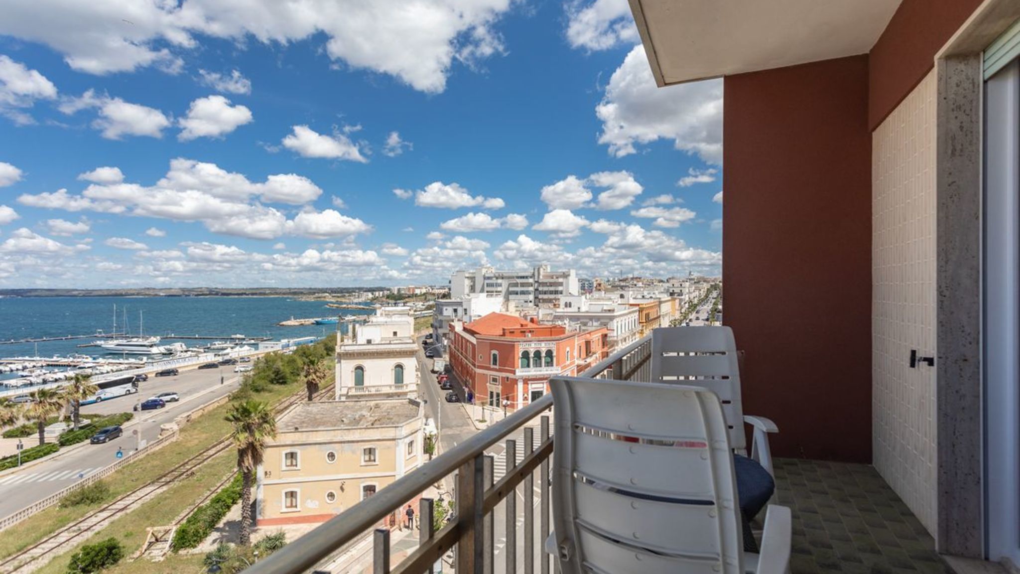 Salento Reservation Gallipoli Corso Roma vista mare - Salento Reservation