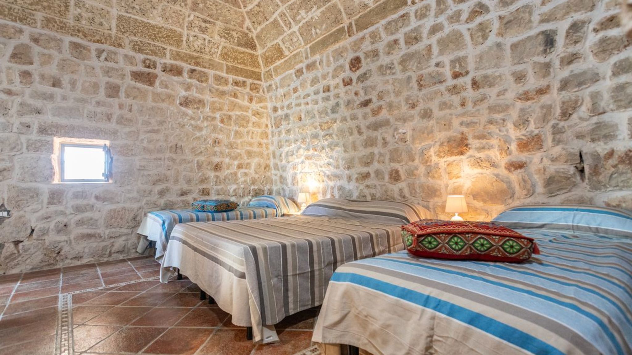 Italianway Racale Trullo Rizzelli - Salento Reservation