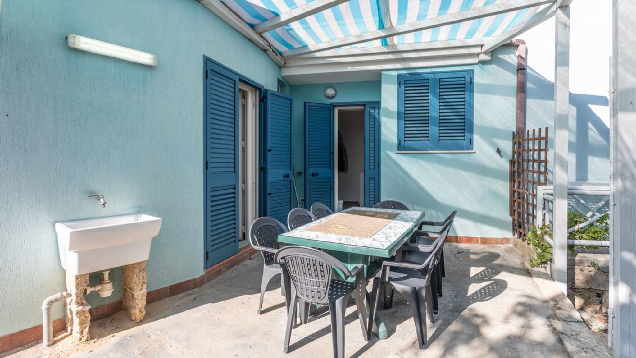 Italianway Racale Trullo Rizzelli - Salento Reservation