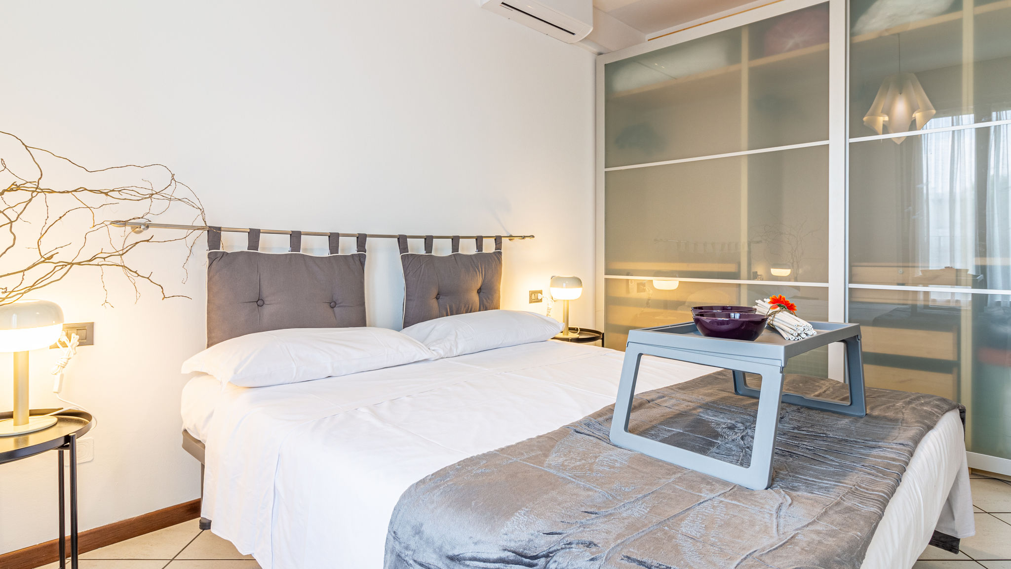 Houset Monza Cielo C18 by Houset