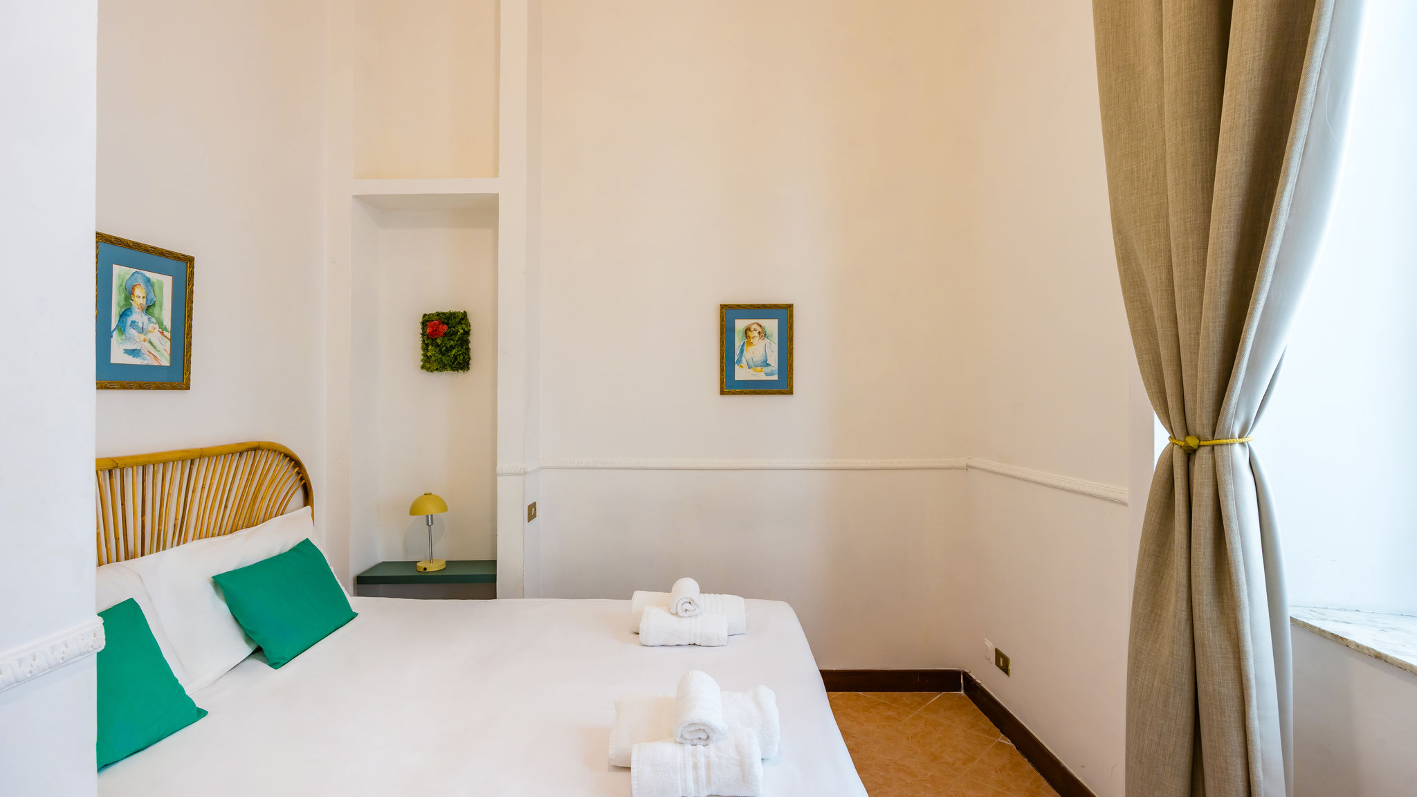 Napoliapartments.it (per Apt commercializzati) Napoli La Casa di Famiglia by NapoliApartments