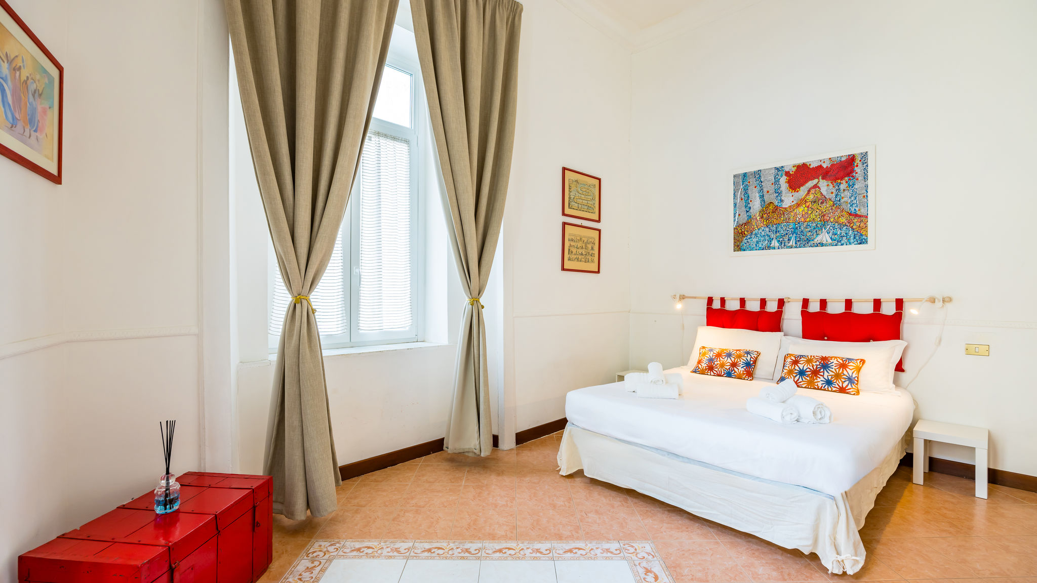 Napoliapartments.it (per Apt commercializzati) Napoli La Casa di Famiglia by NapoliApartments