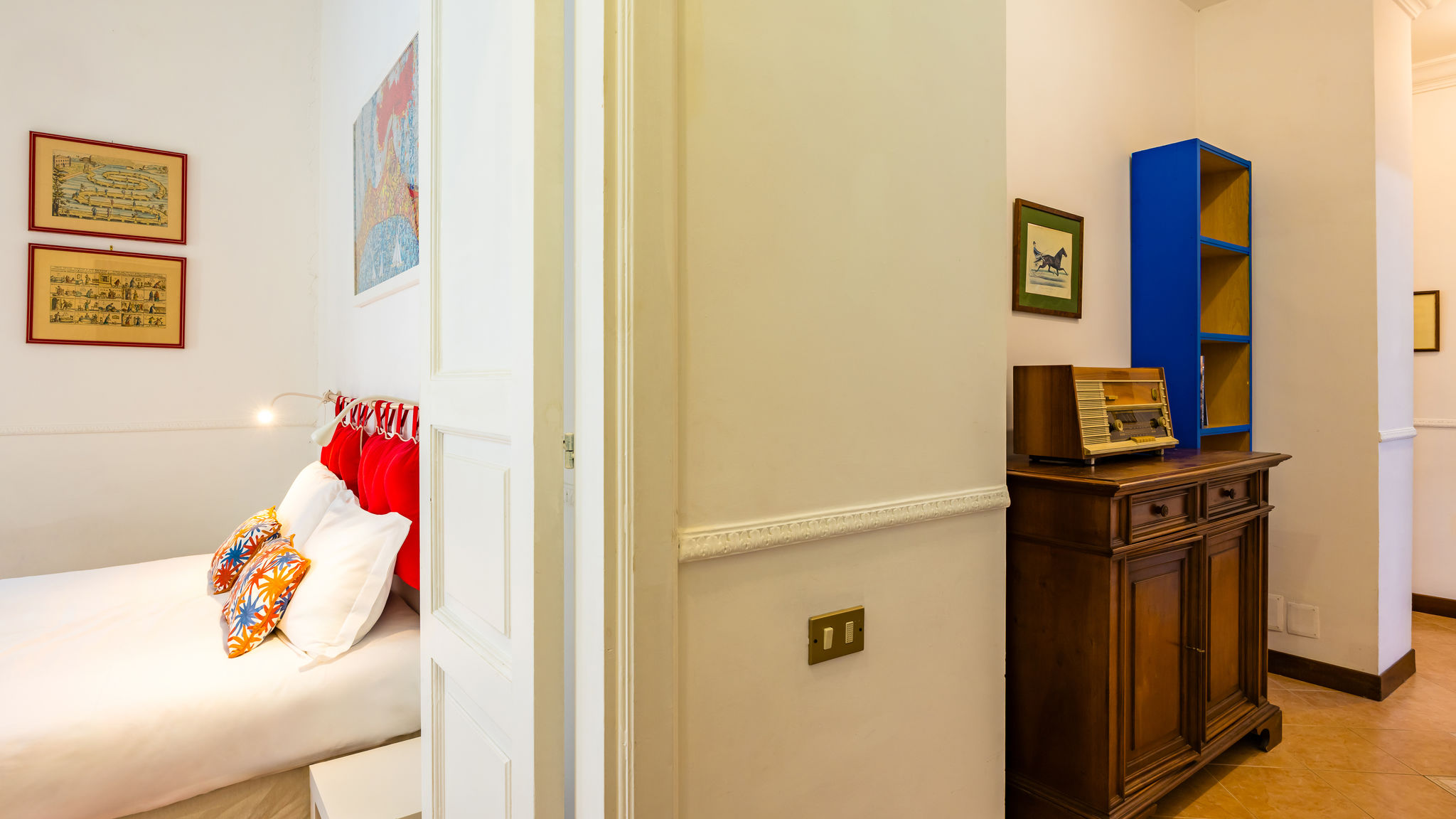 Napoliapartments.it (per Apt commercializzati) Napoli La Casa di Famiglia by NapoliApartments