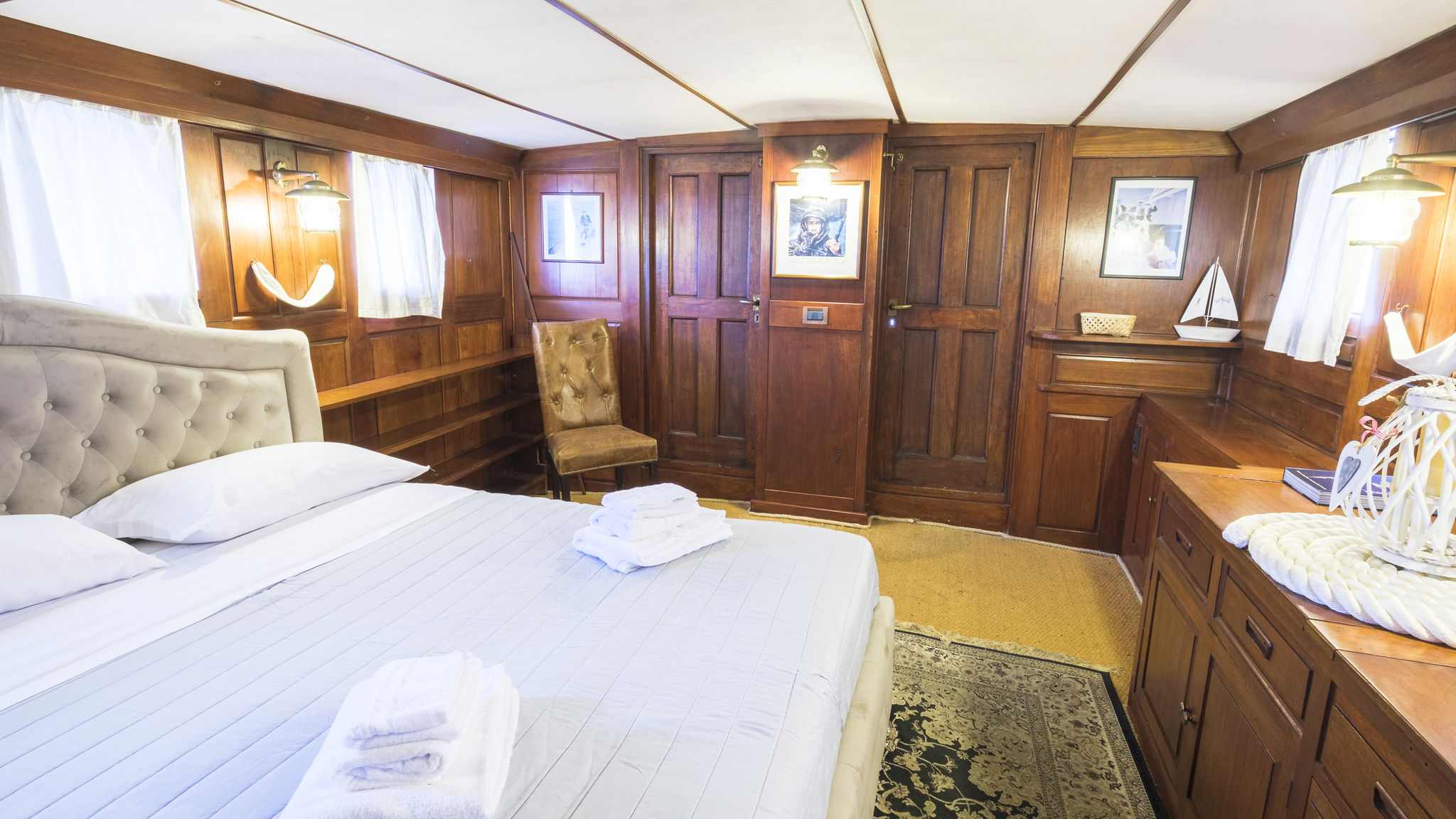 NOMASTAY SRL Rimini La suite del capitano - Nave Contessa