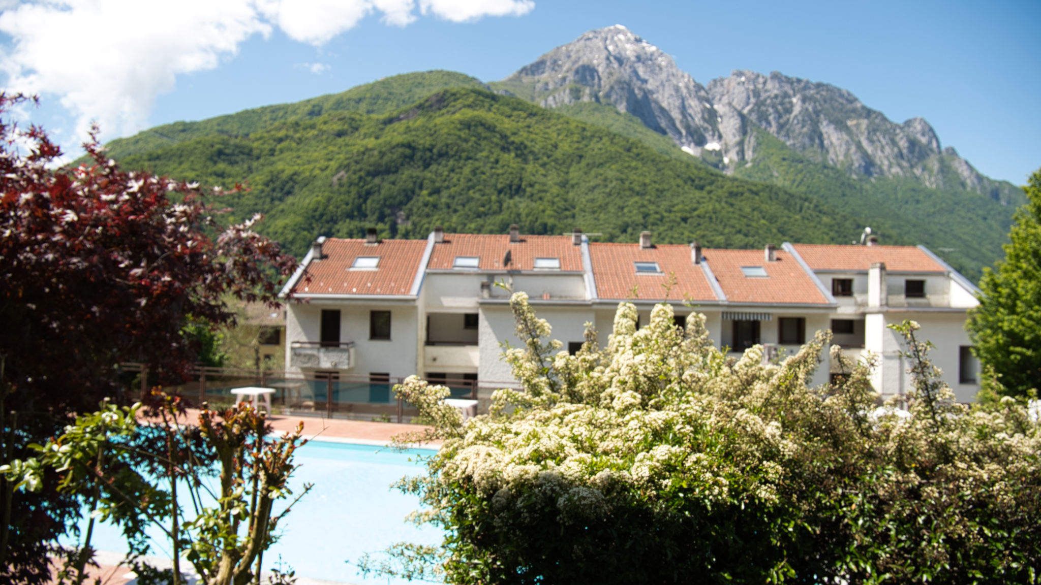 Italianway Introbio Top Panorama - Piscina