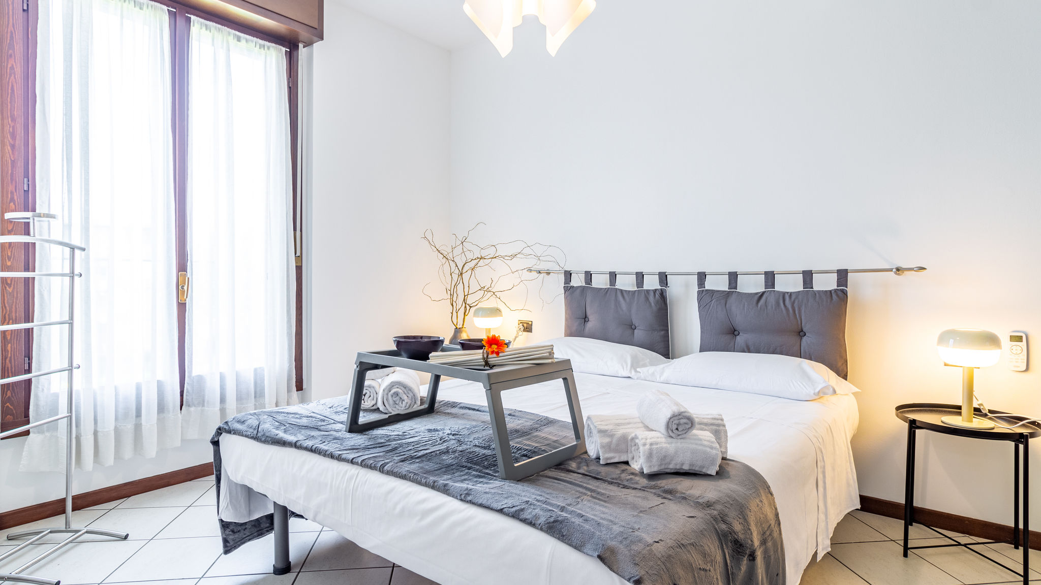 Houset Monza Cielo C18 by Houset