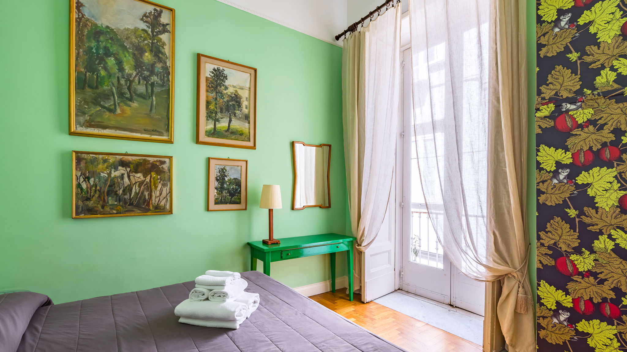 Napoliapartments.it (per Apt commercializzati) Napoli Cavour Art and Museum Flat by NapoliApartments