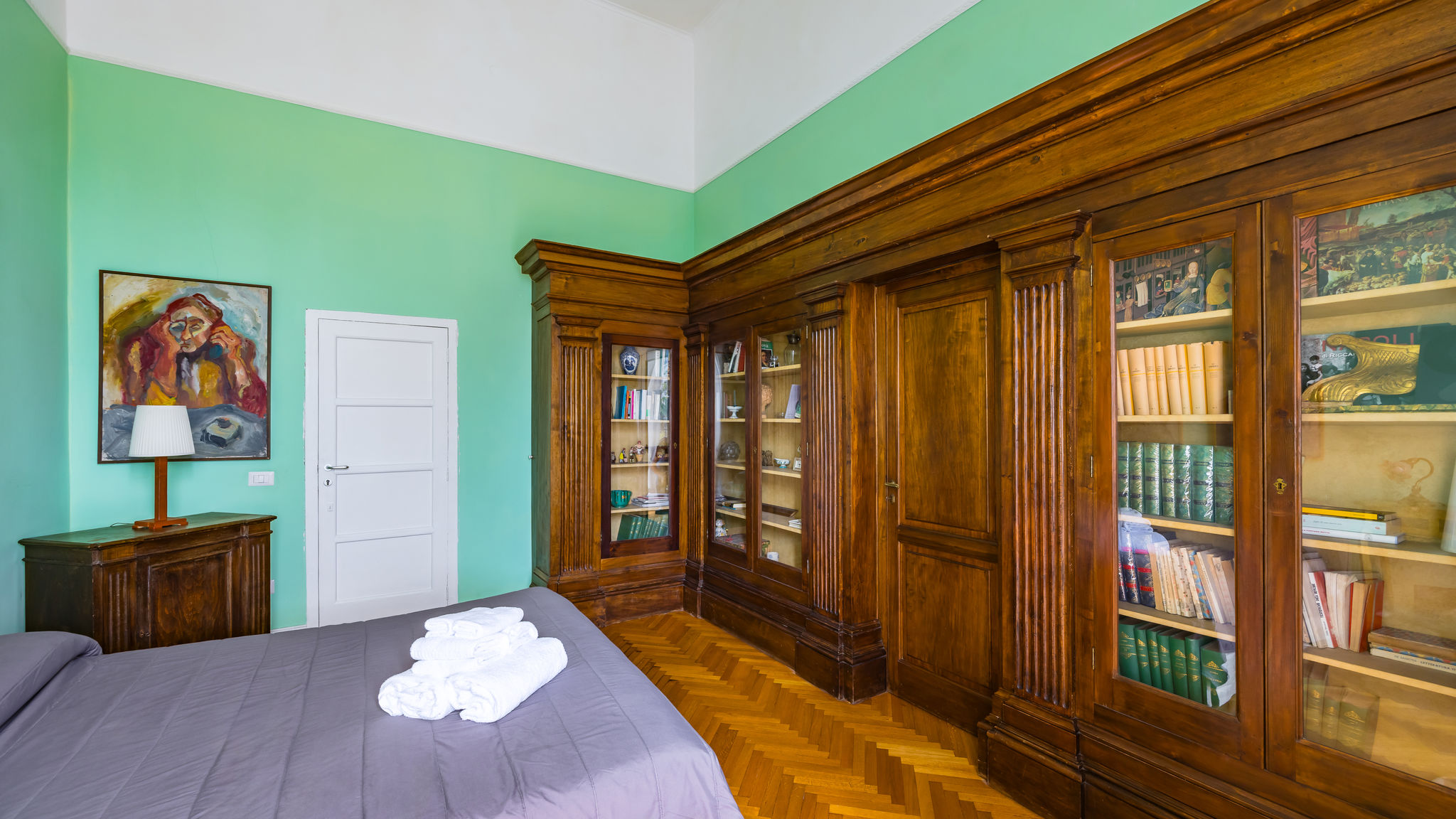 Napoliapartments.it (per Apt commercializzati) Napoli Cavour Art and Museum Flat by NapoliApartments