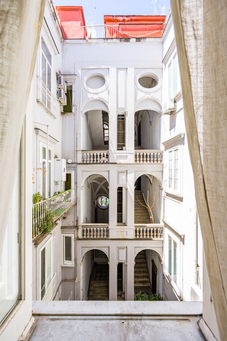 Napoliapartments.it (per Apt commercializzati) Napoli Cavour Art and Museum Flat by NapoliApartments