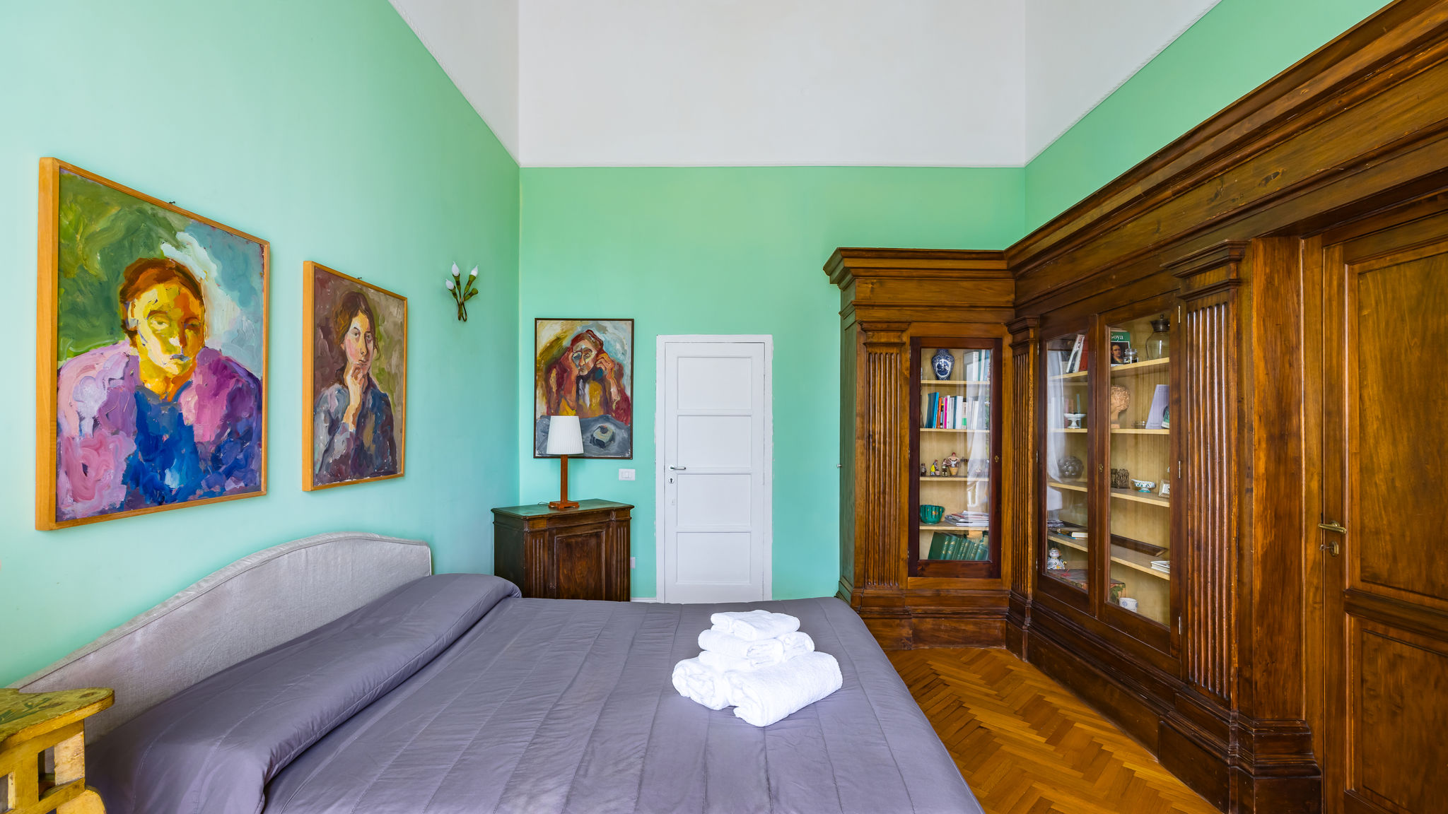 Napoliapartments.it (per Apt commercializzati) Napoli Cavour Art and Museum Flat by NapoliApartments